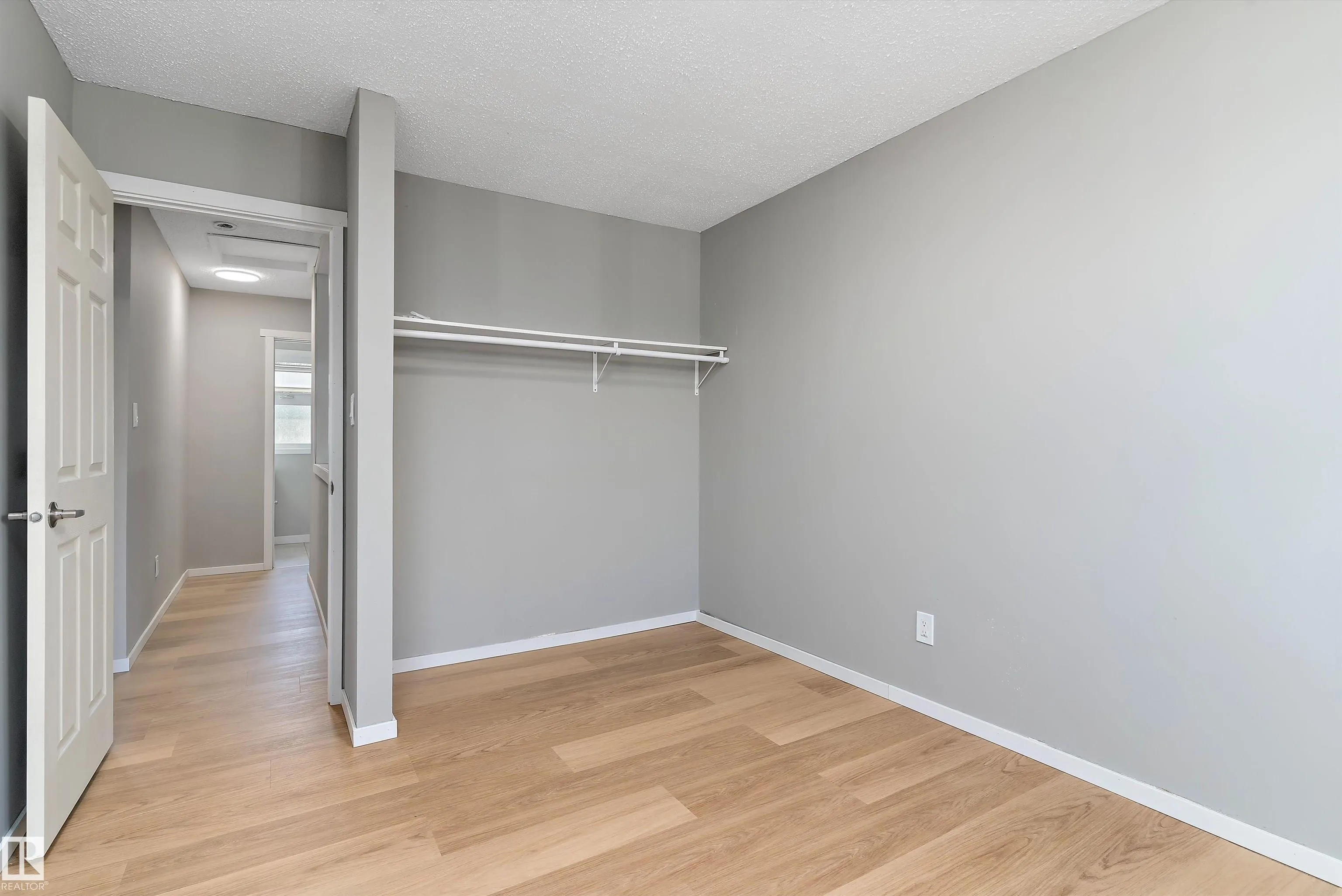 467 DUNLUCE Road