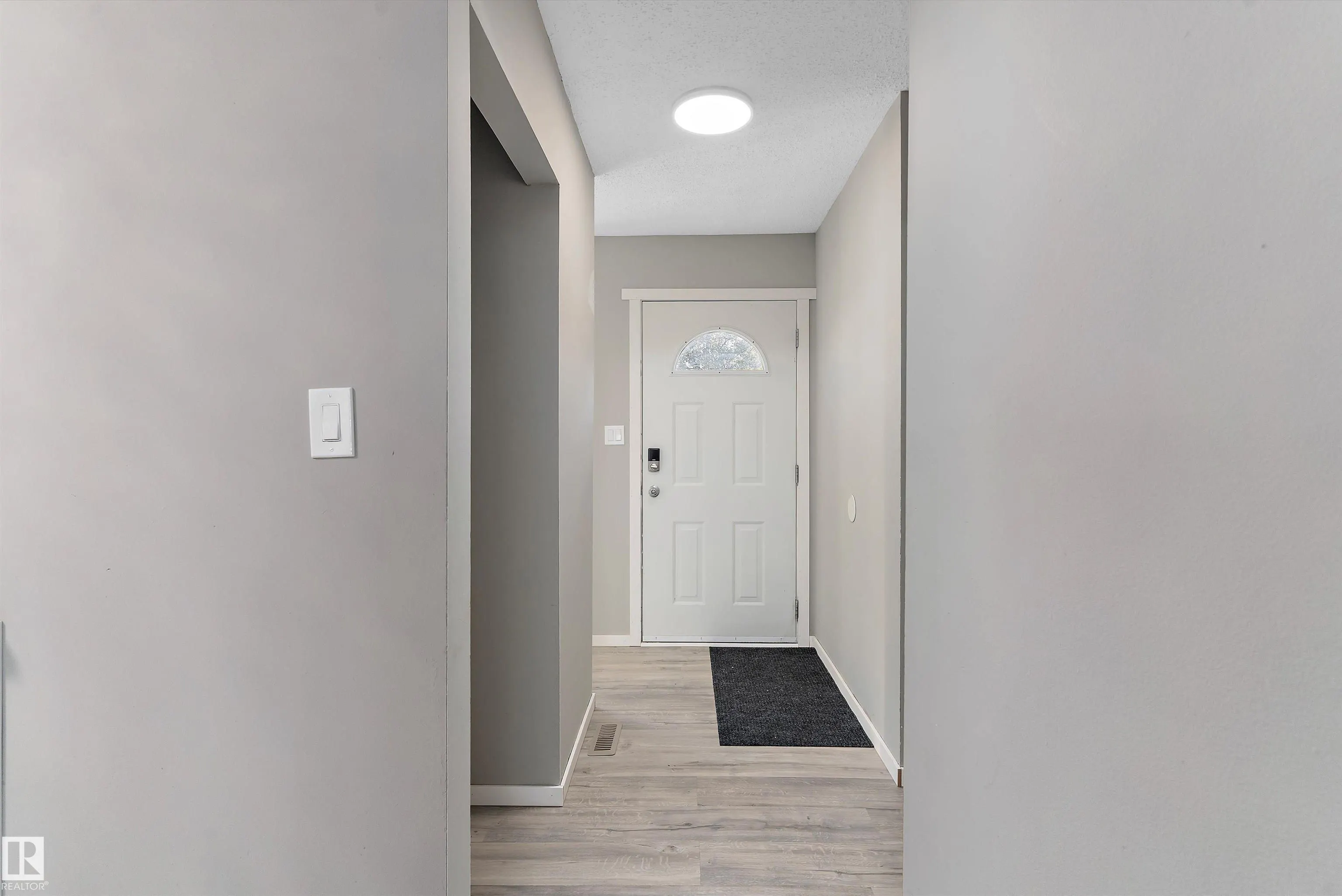 467 DUNLUCE Road