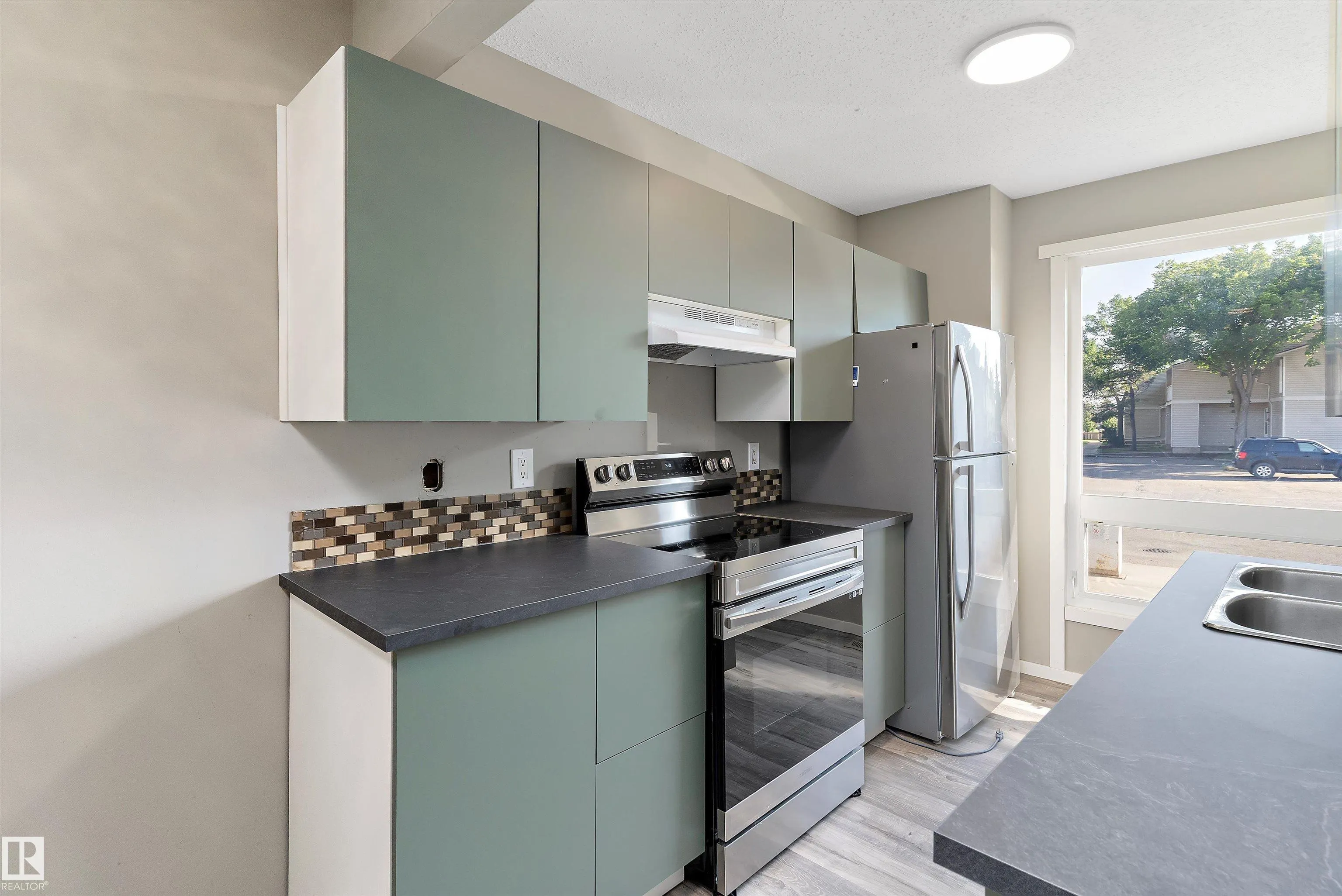 467 DUNLUCE Road