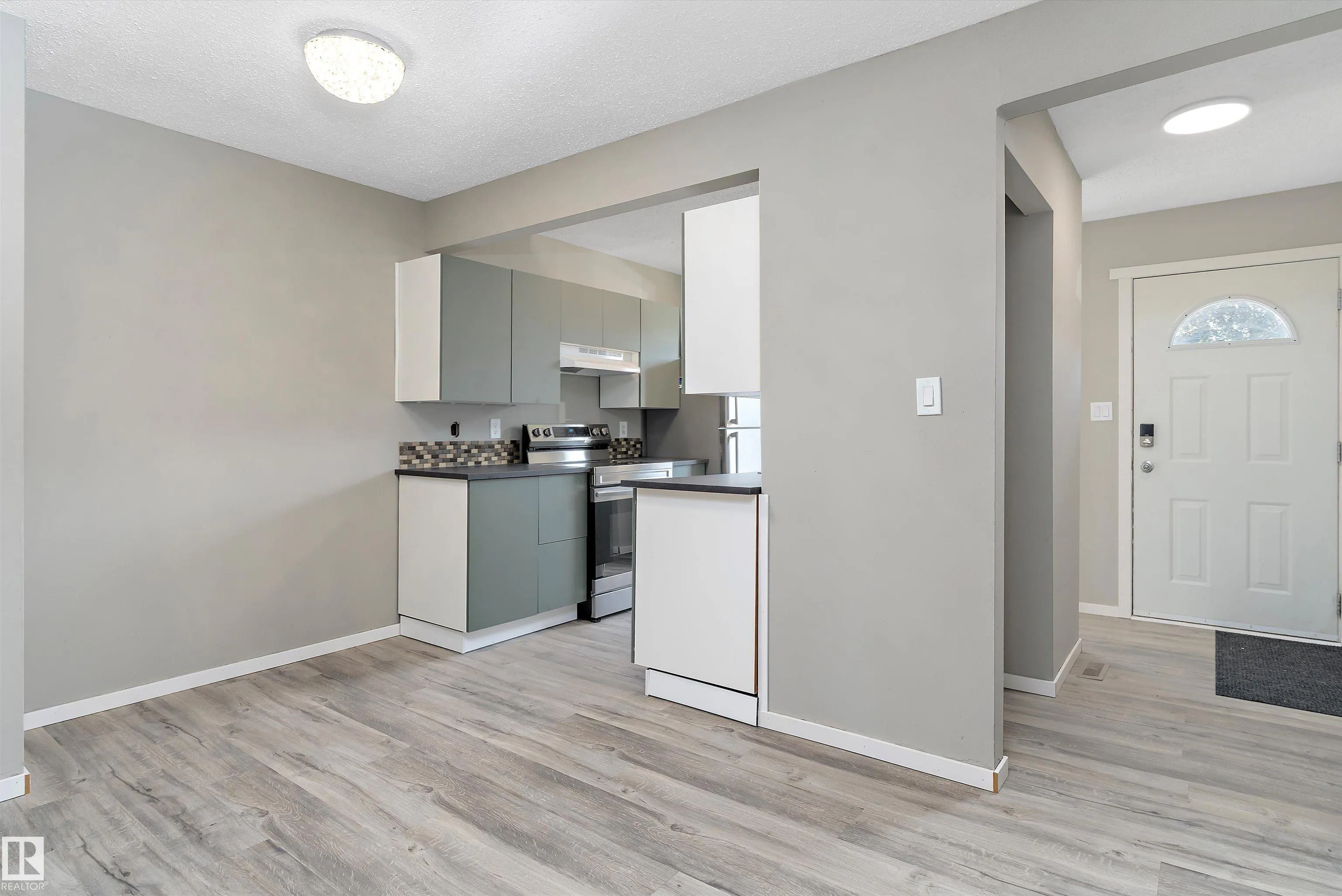 467 DUNLUCE Road