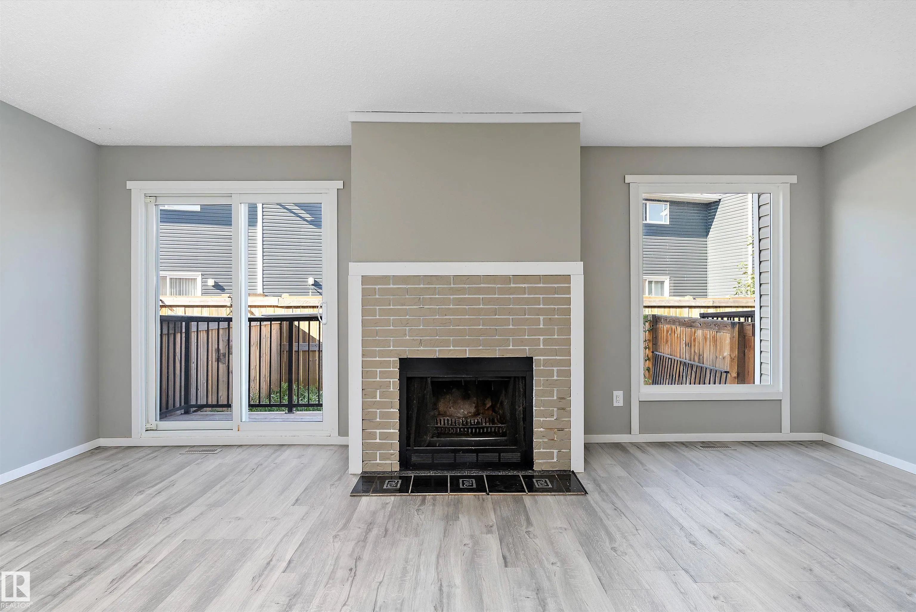 467 DUNLUCE Road