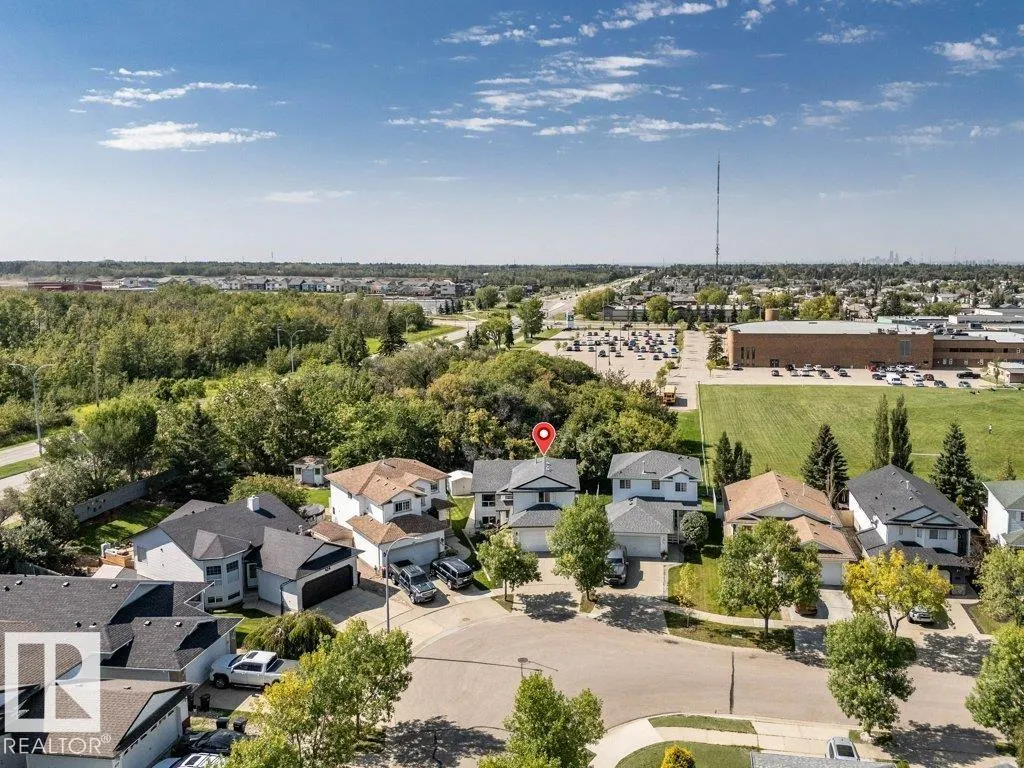 428 RAINBOW Crescent