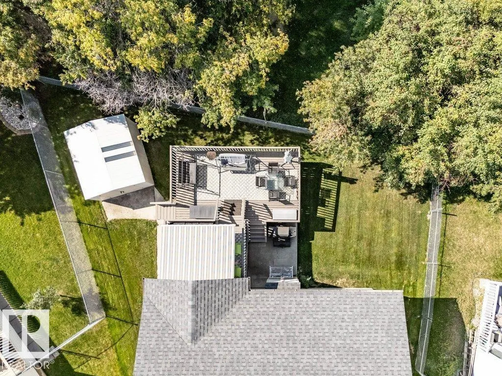 428 RAINBOW Crescent