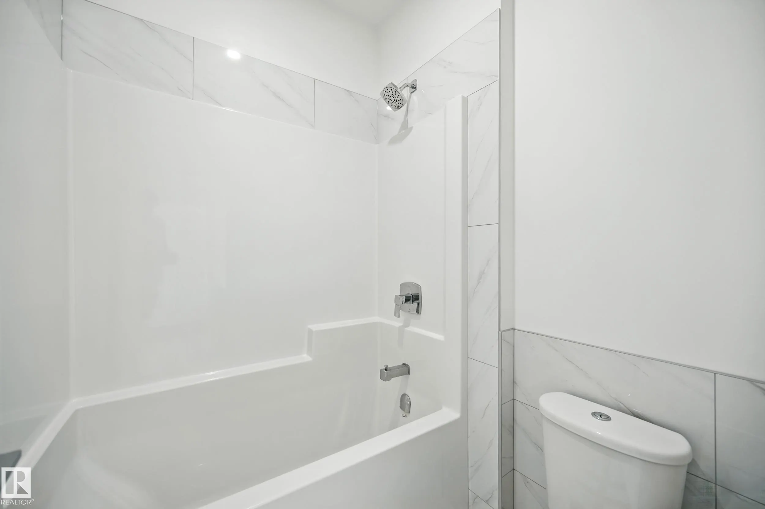 3384 CHICKADEE Drive