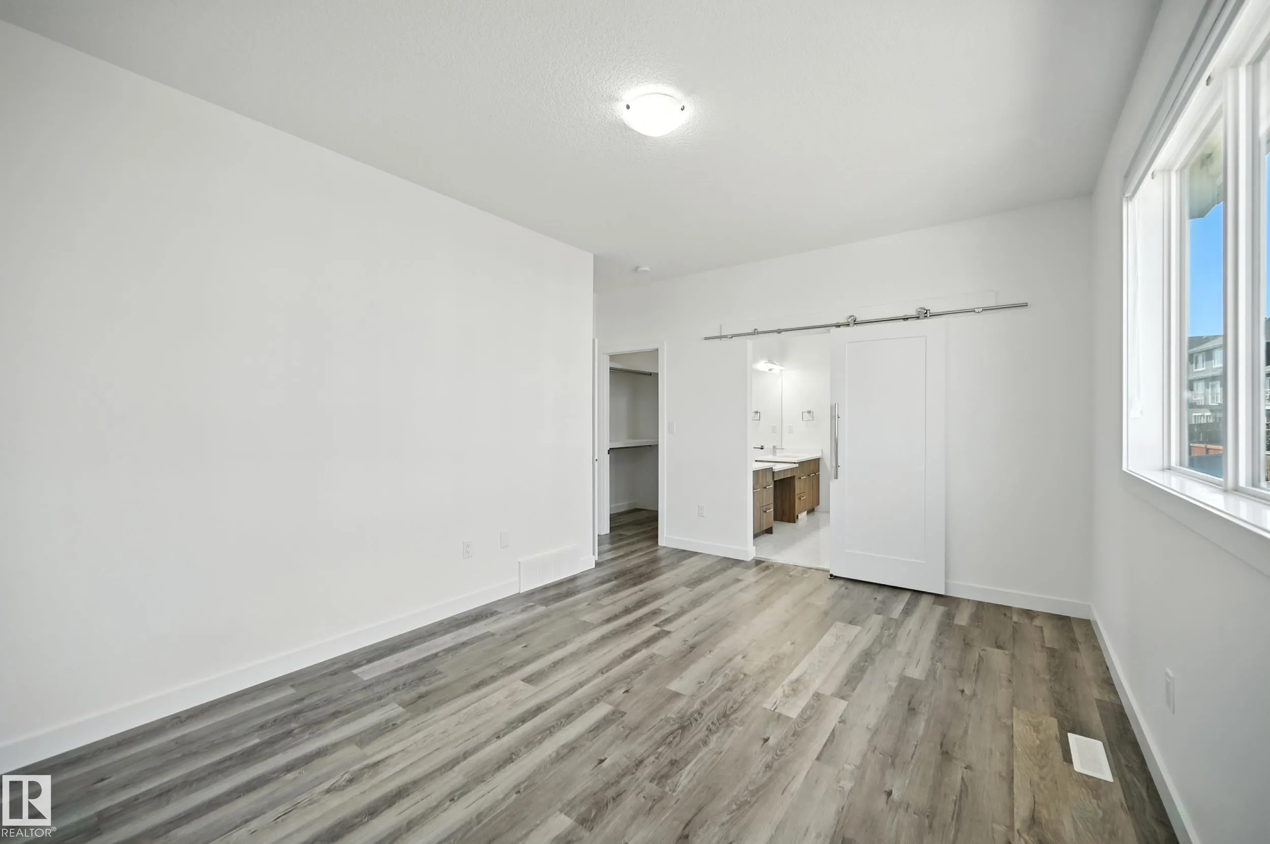 3384 CHICKADEE Drive