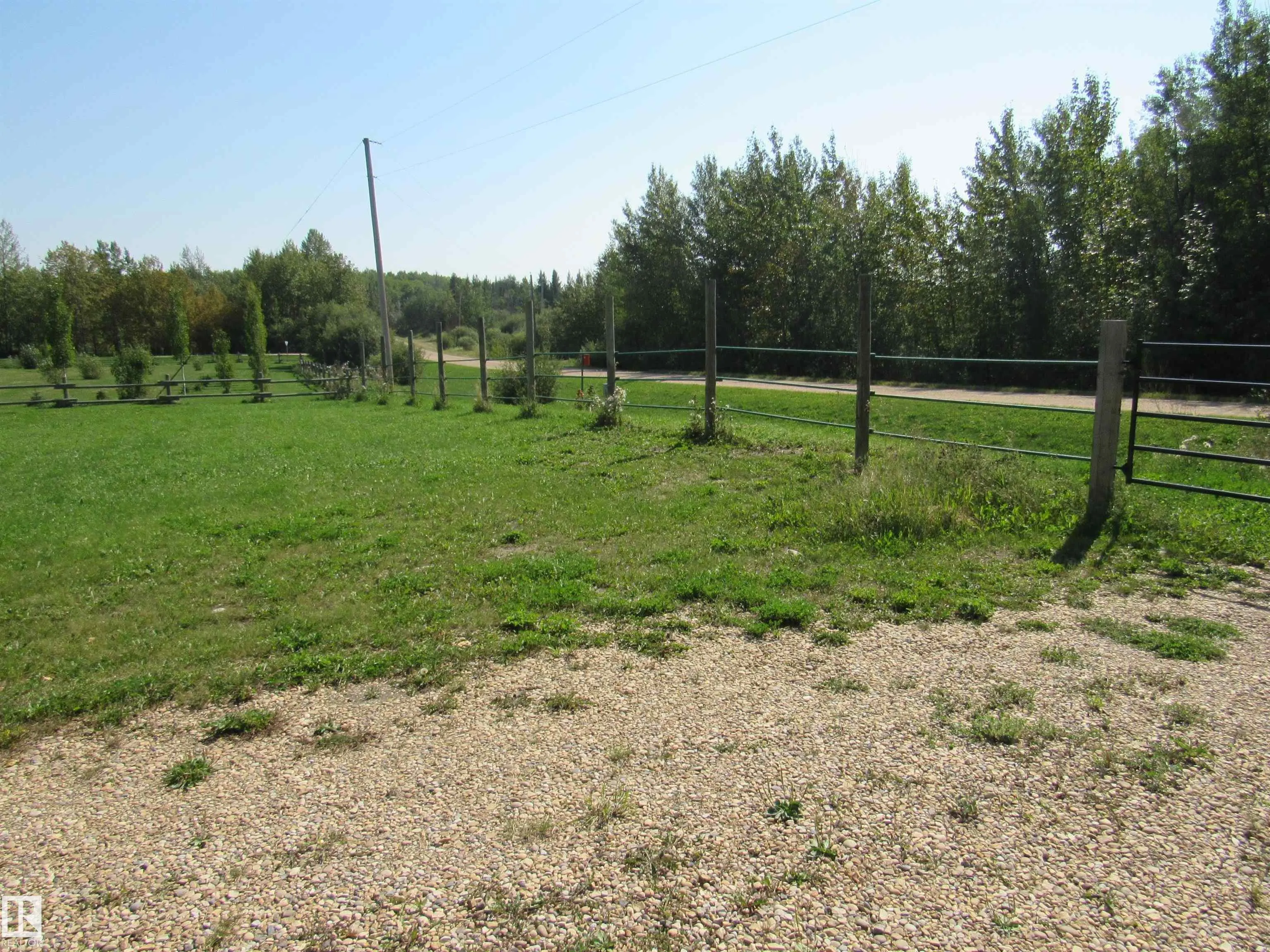 #228 Lakeside DR