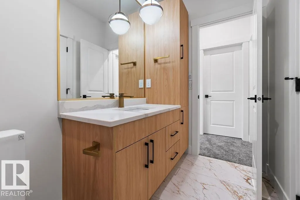 224 Linden Loop