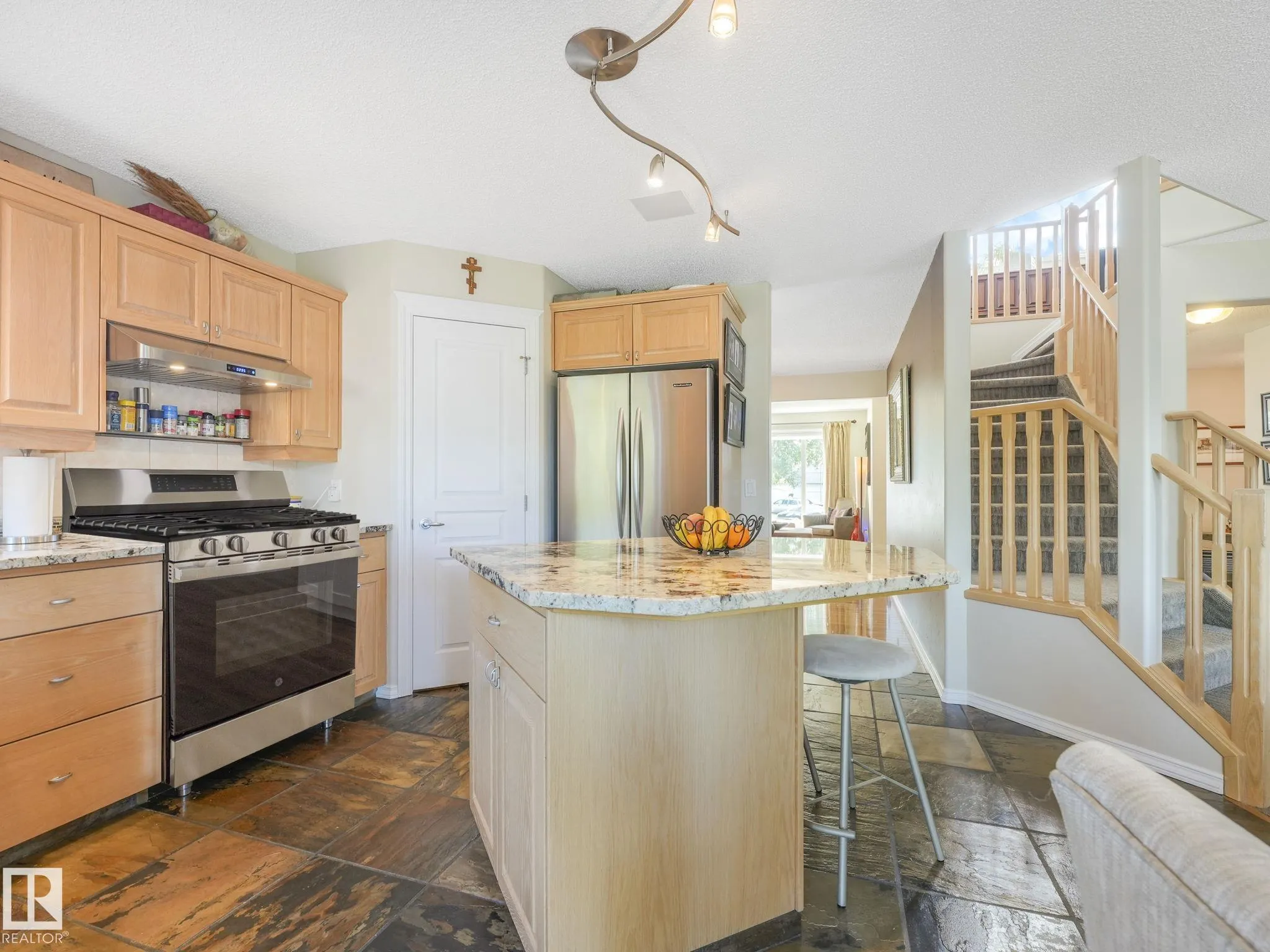 223 ORMSBY ROAD EAST