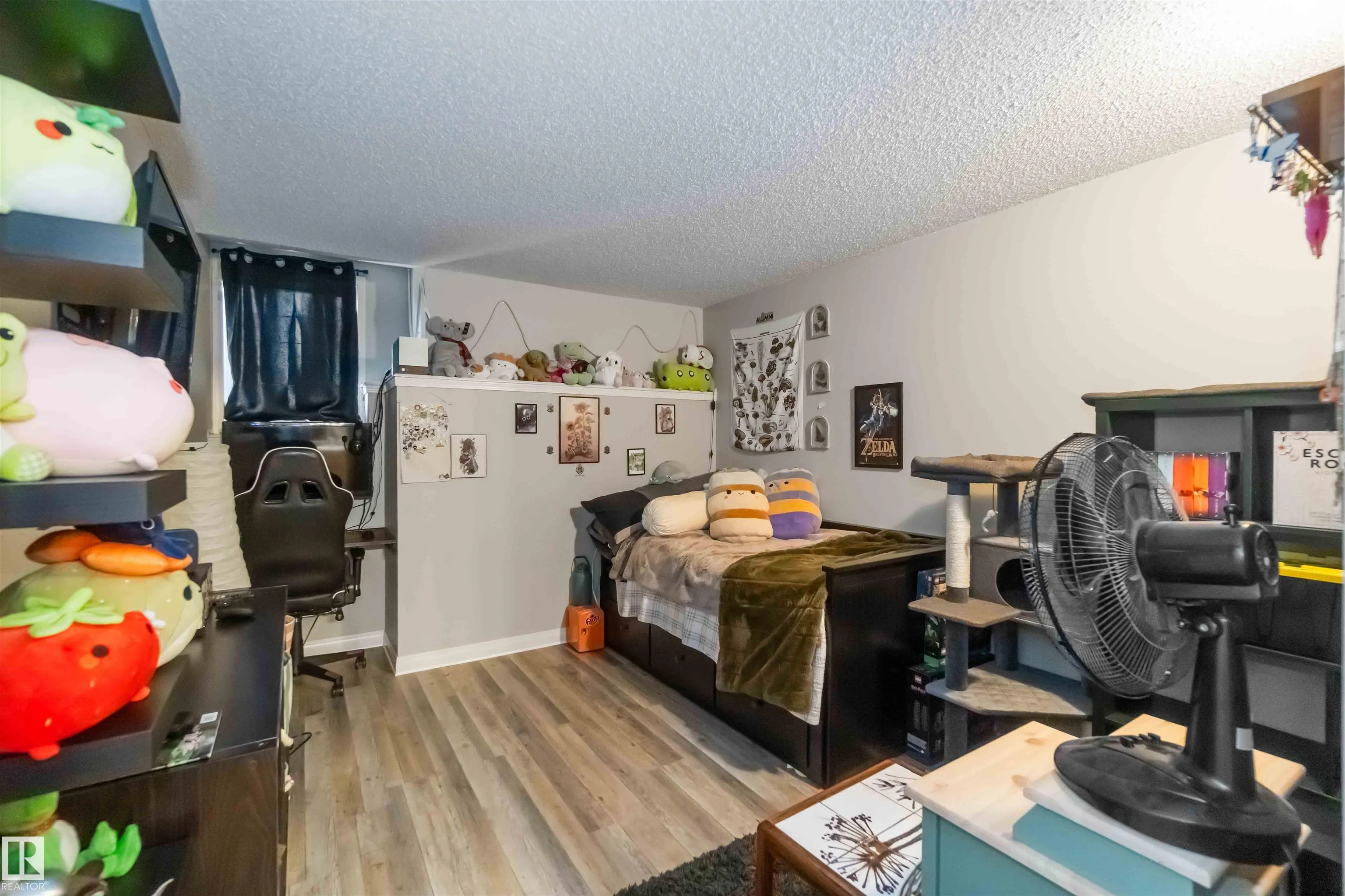 79 BELLEROSE Drive