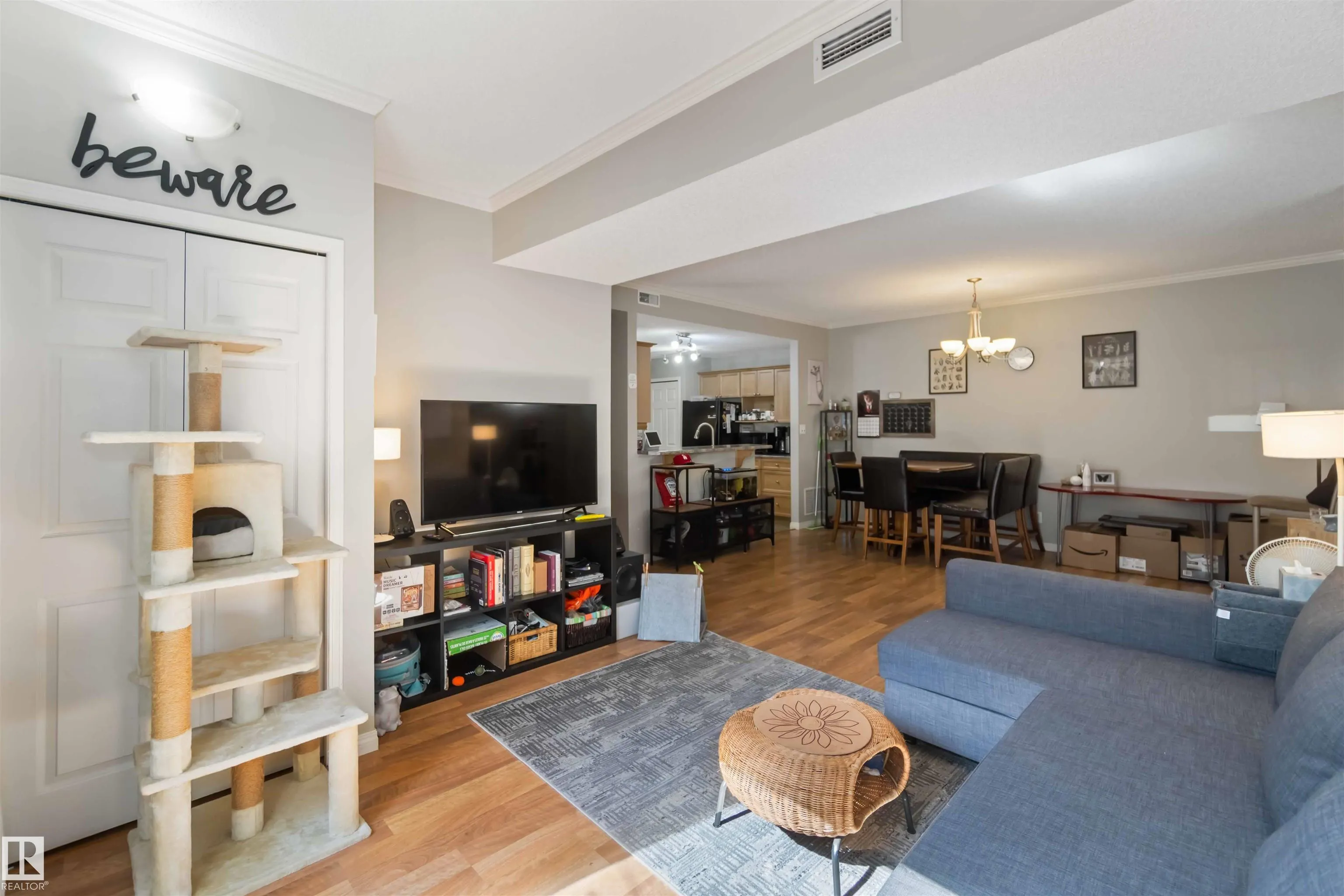 79 BELLEROSE Drive