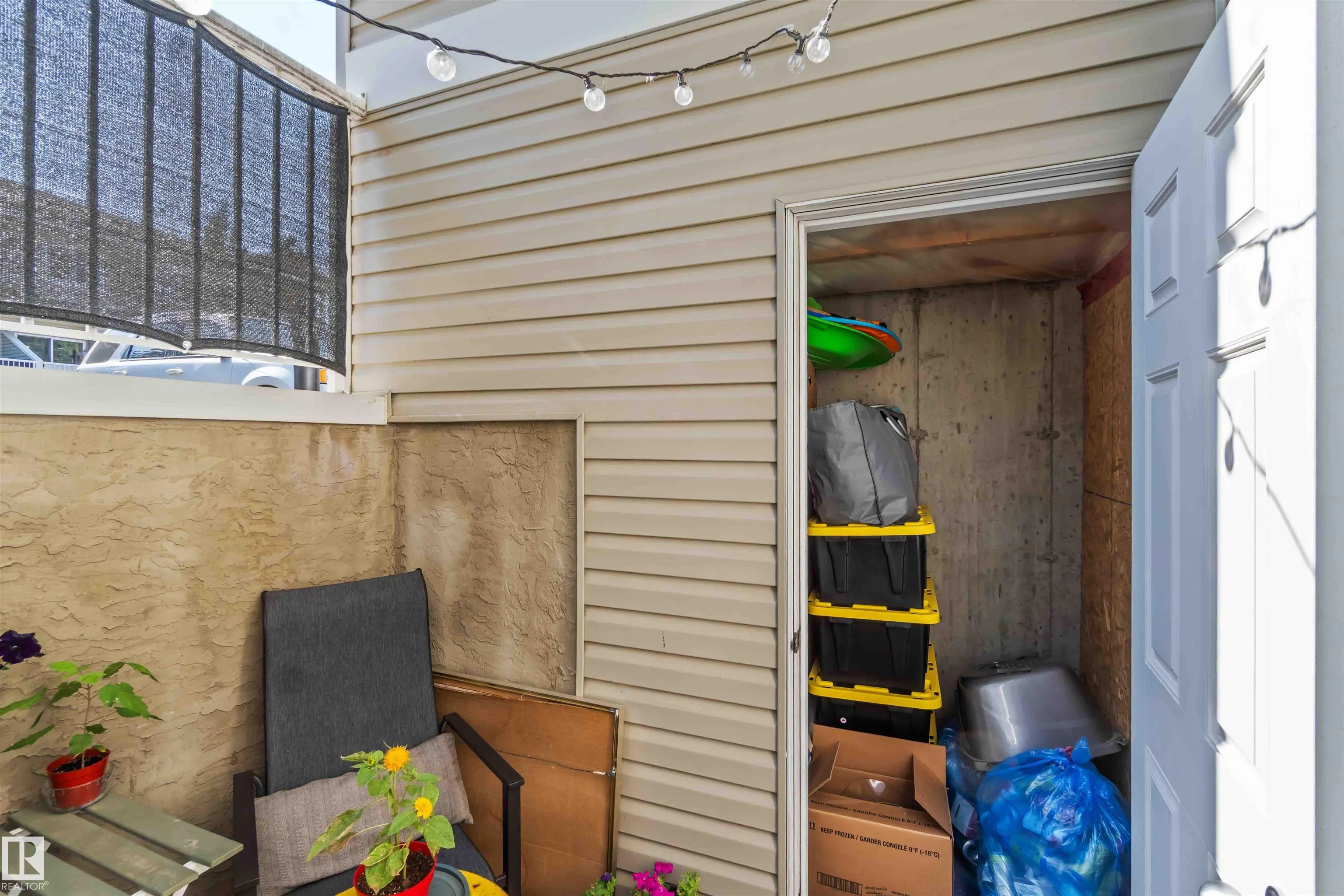 79 BELLEROSE Drive