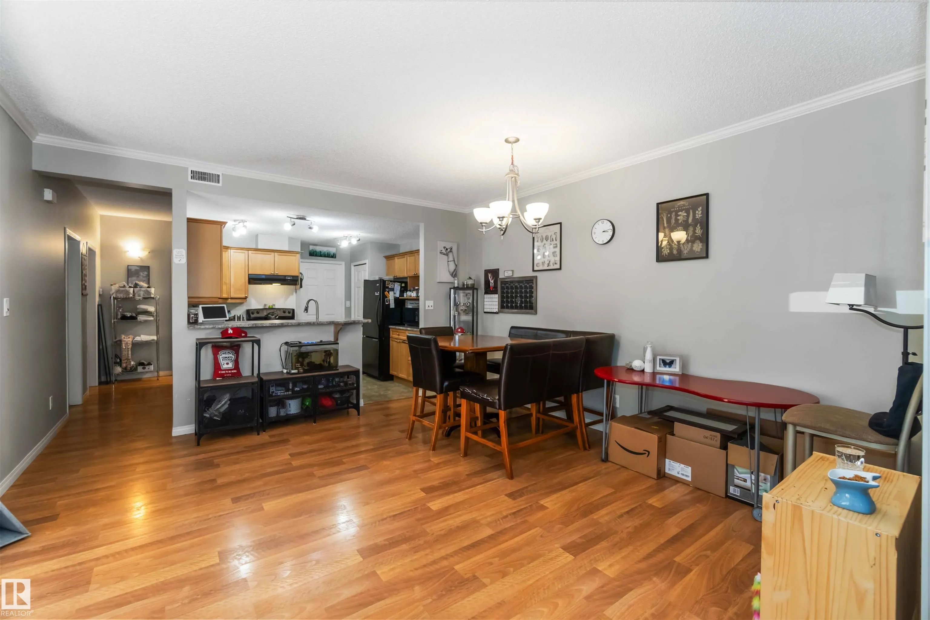 79 BELLEROSE Drive