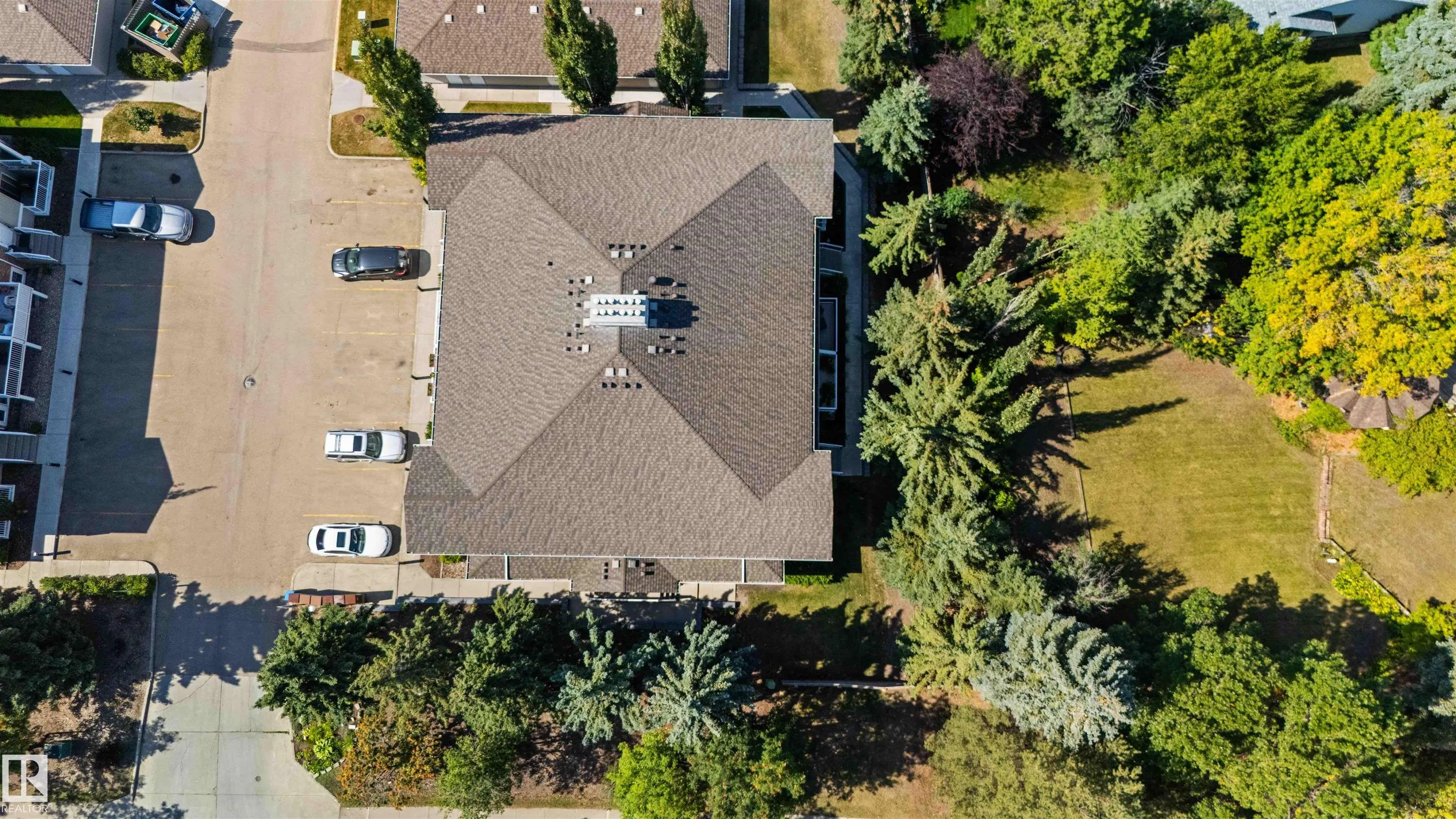 79 BELLEROSE Drive
