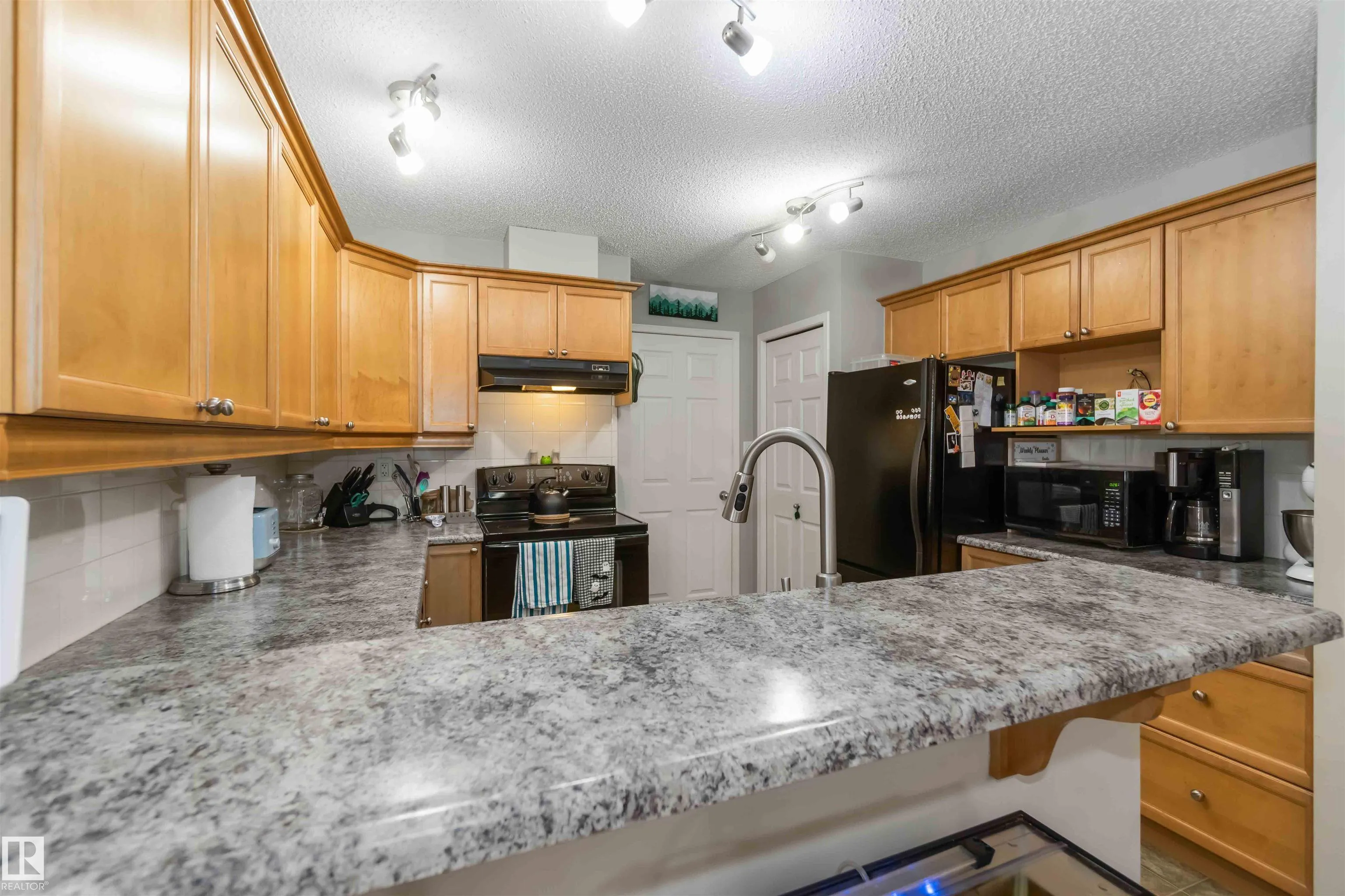 79 BELLEROSE Drive