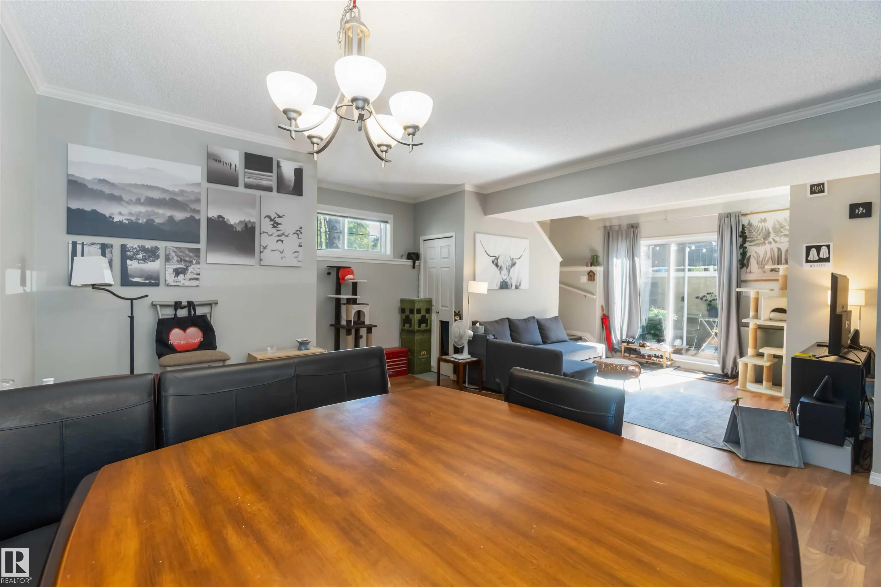 79 BELLEROSE Drive