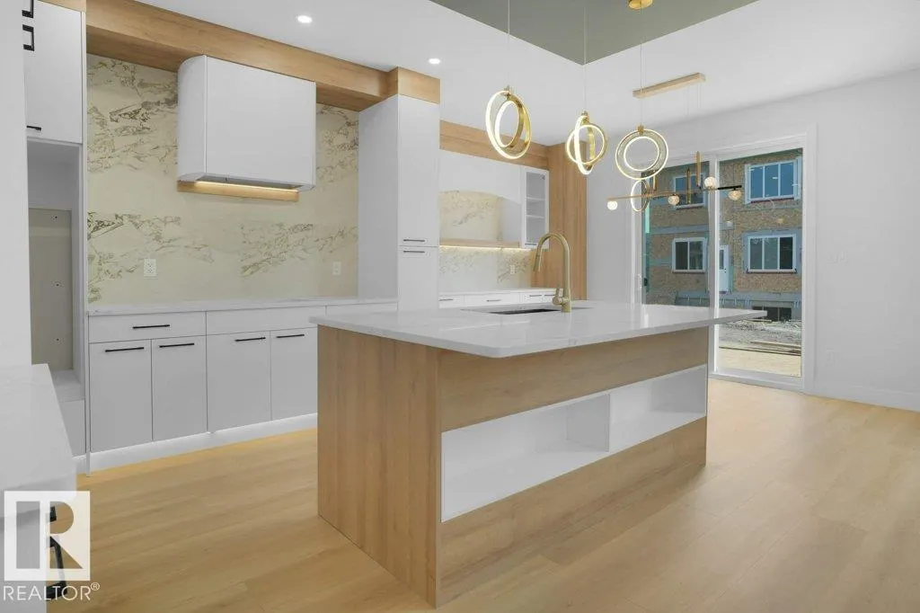 53 Eldridge Point