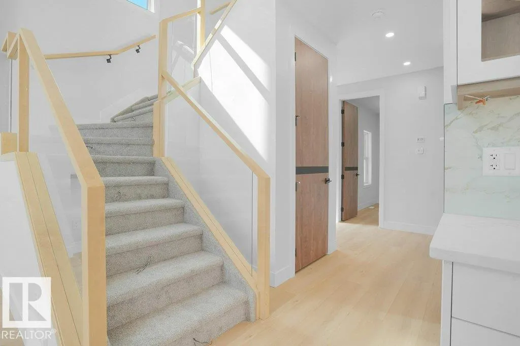 53 Eldridge Point