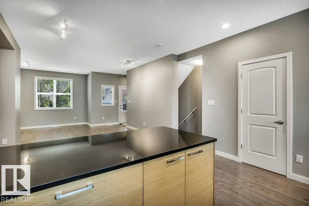 655 WATT Boulevard