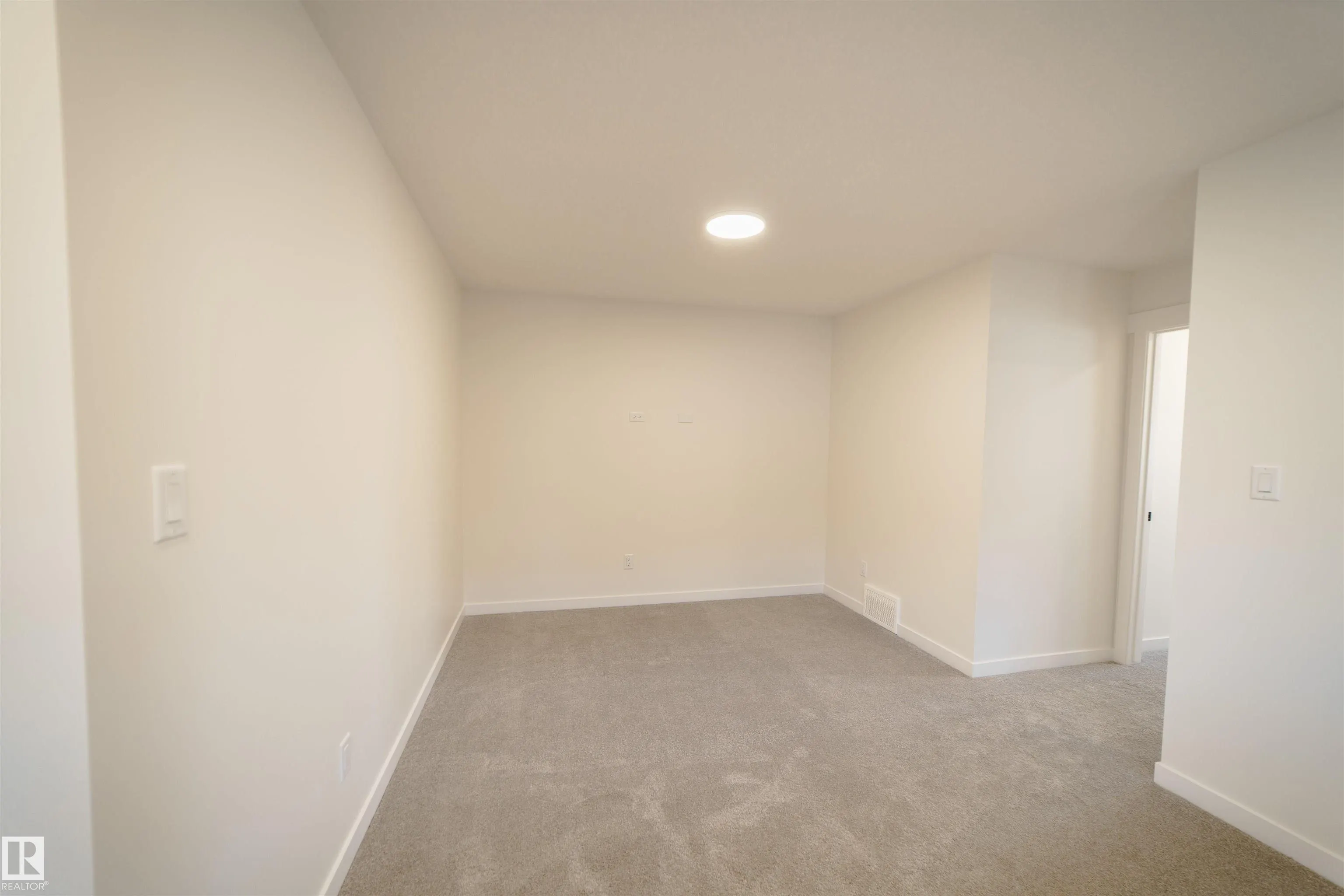 1303 Podersky Wynd