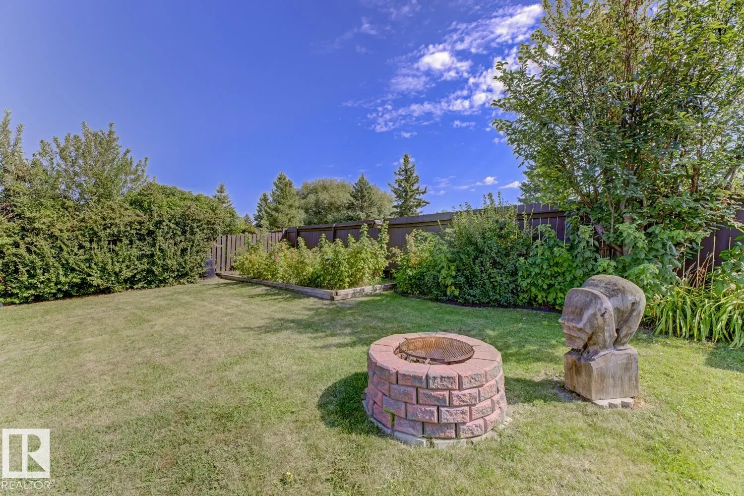 44 ATTWOOD Drive