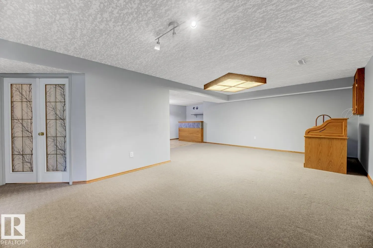 44 ATTWOOD Drive