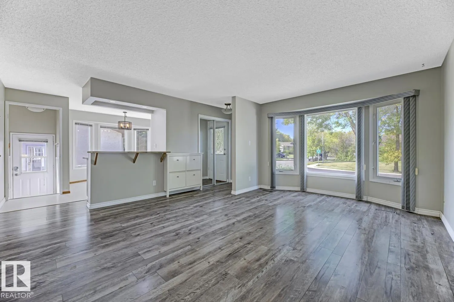 44 ATTWOOD Drive