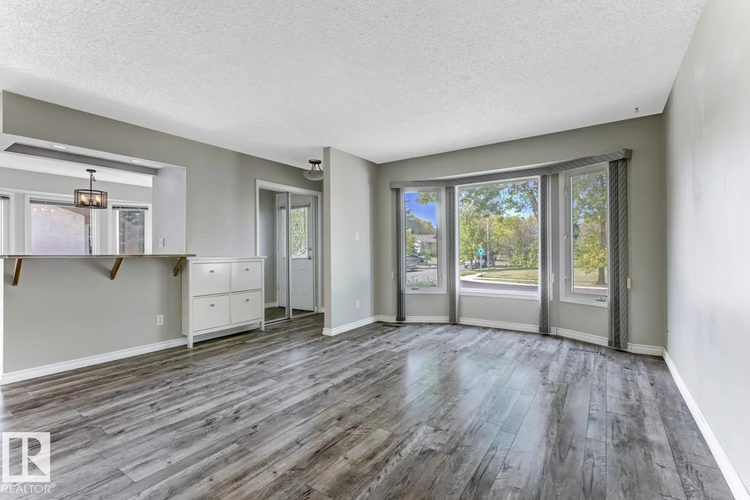 44 ATTWOOD Drive