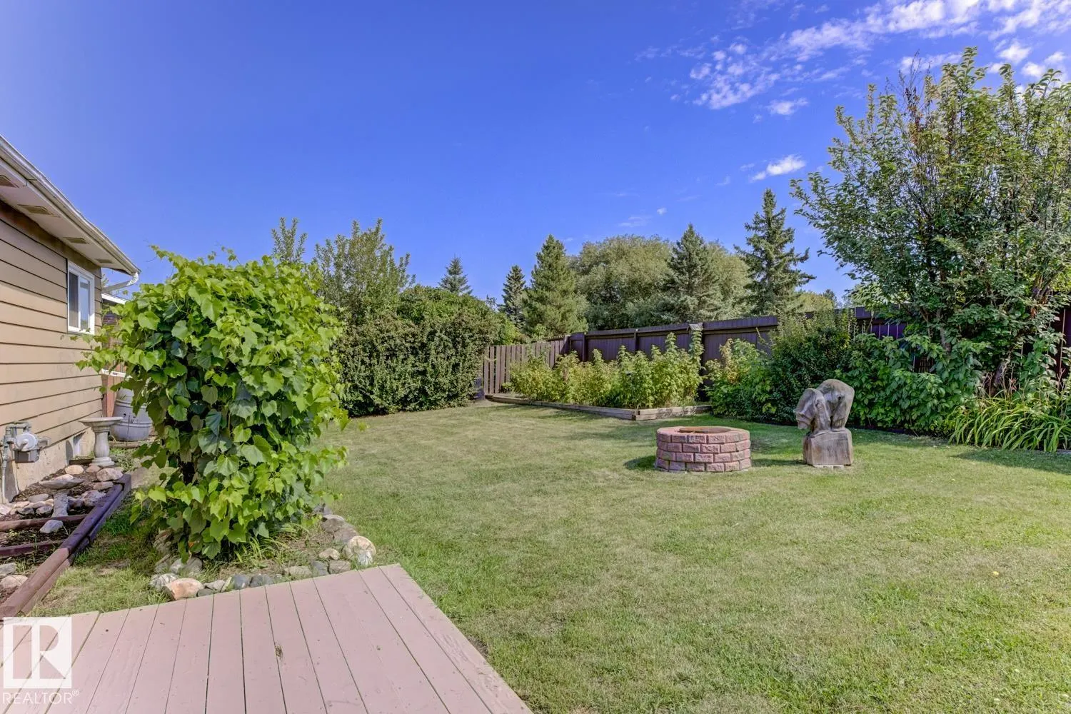 44 ATTWOOD Drive