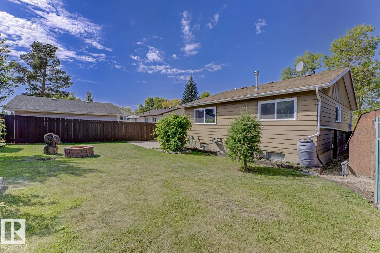 44 ATTWOOD Drive