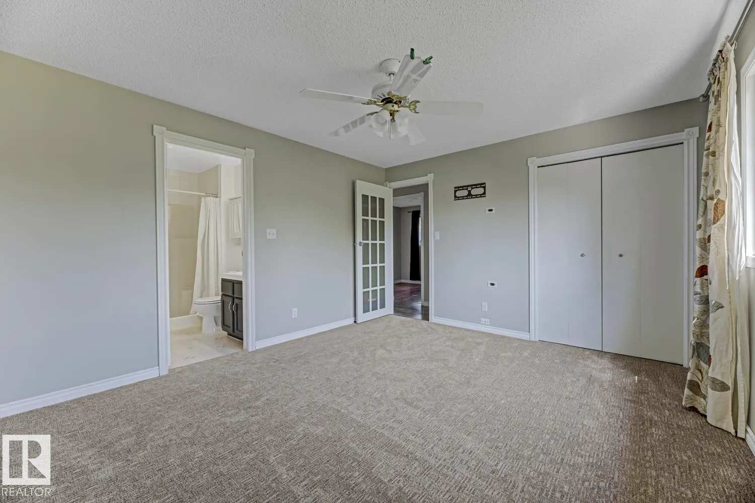 44 ATTWOOD Drive