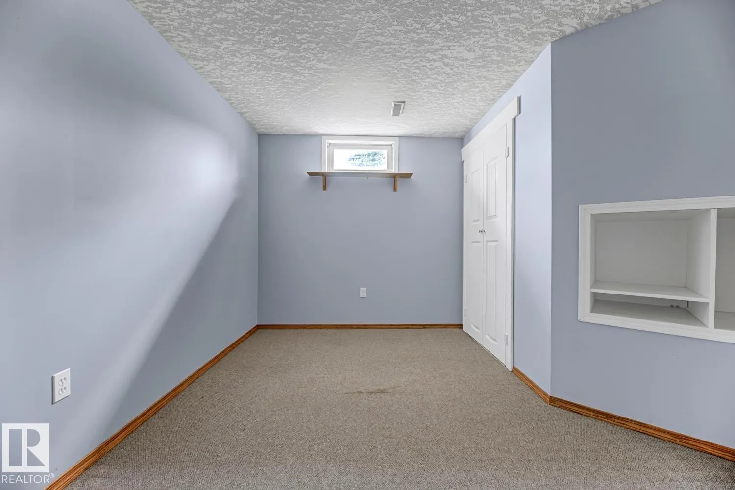 44 ATTWOOD Drive
