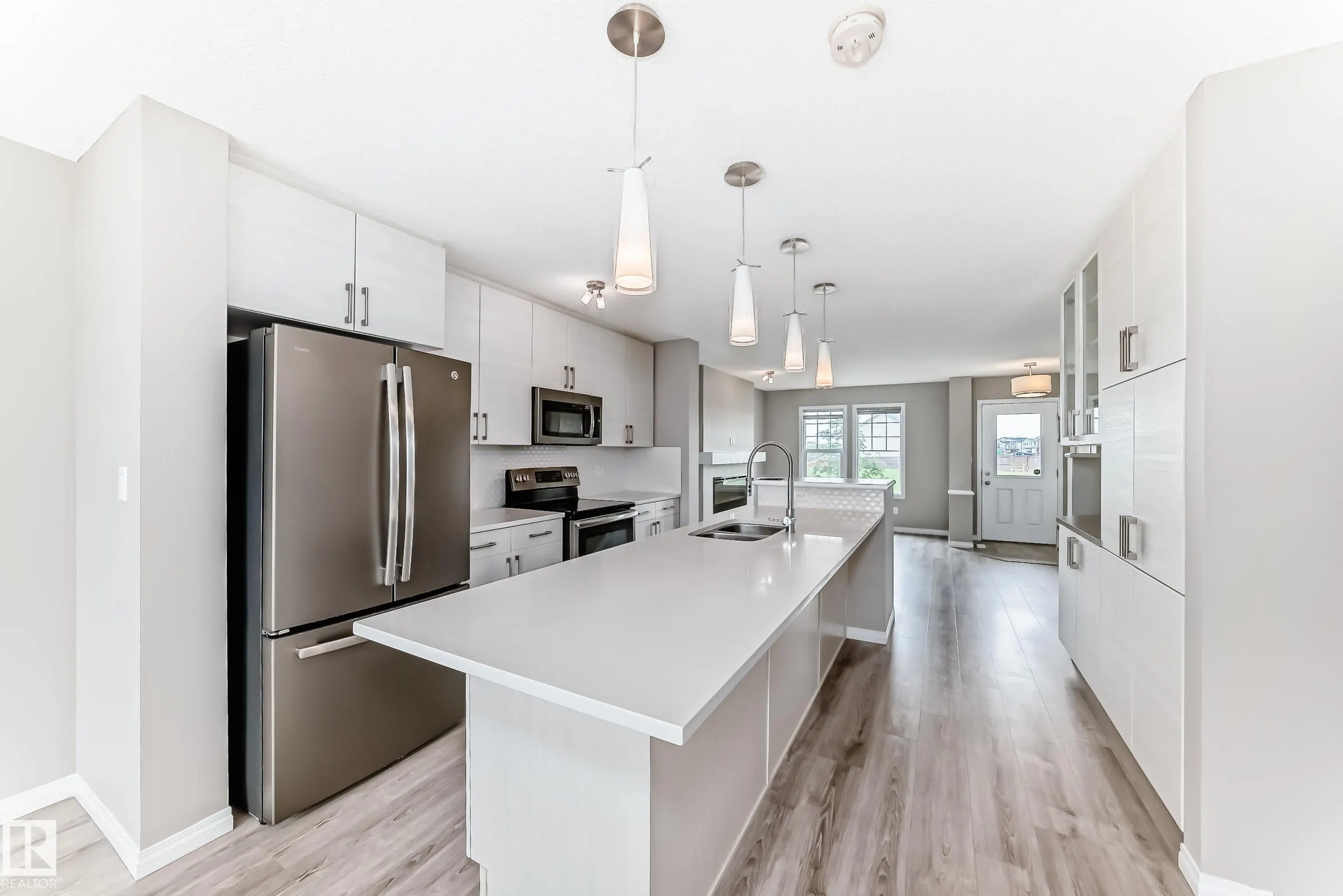 2271 PRICE Lane