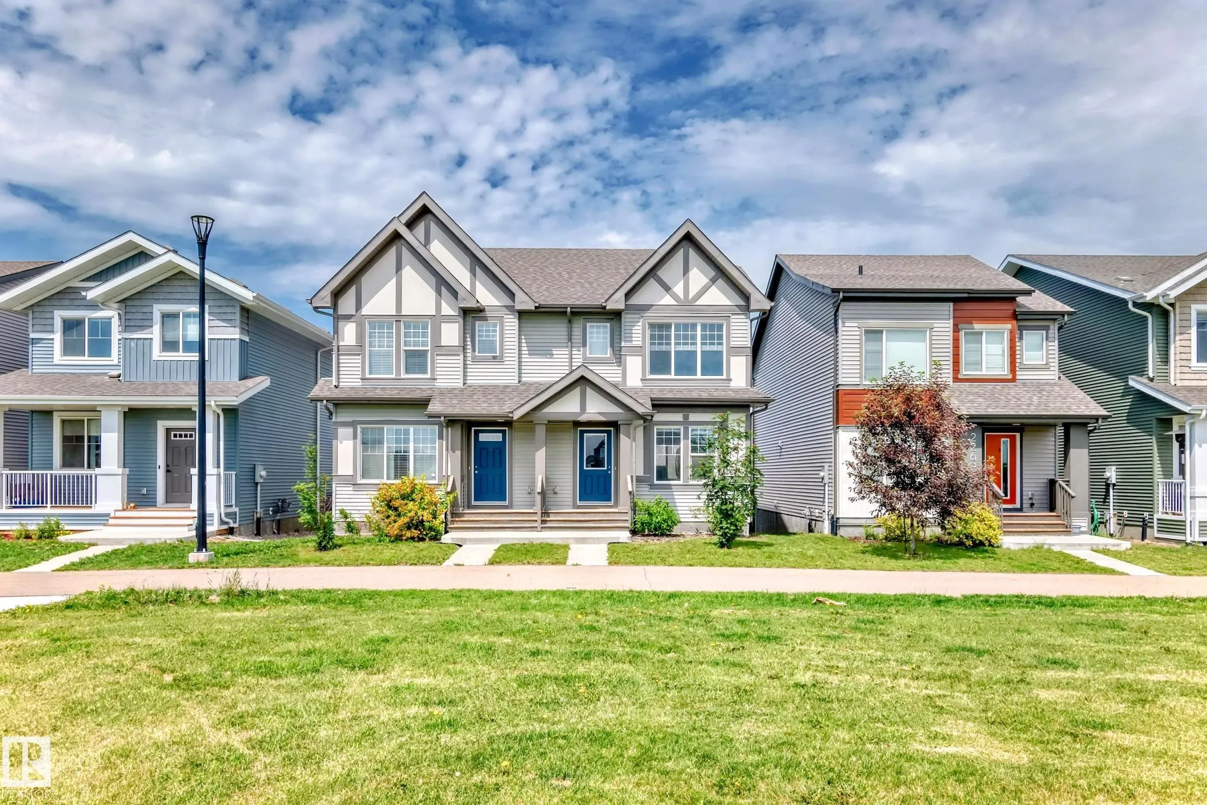 2271 PRICE Lane