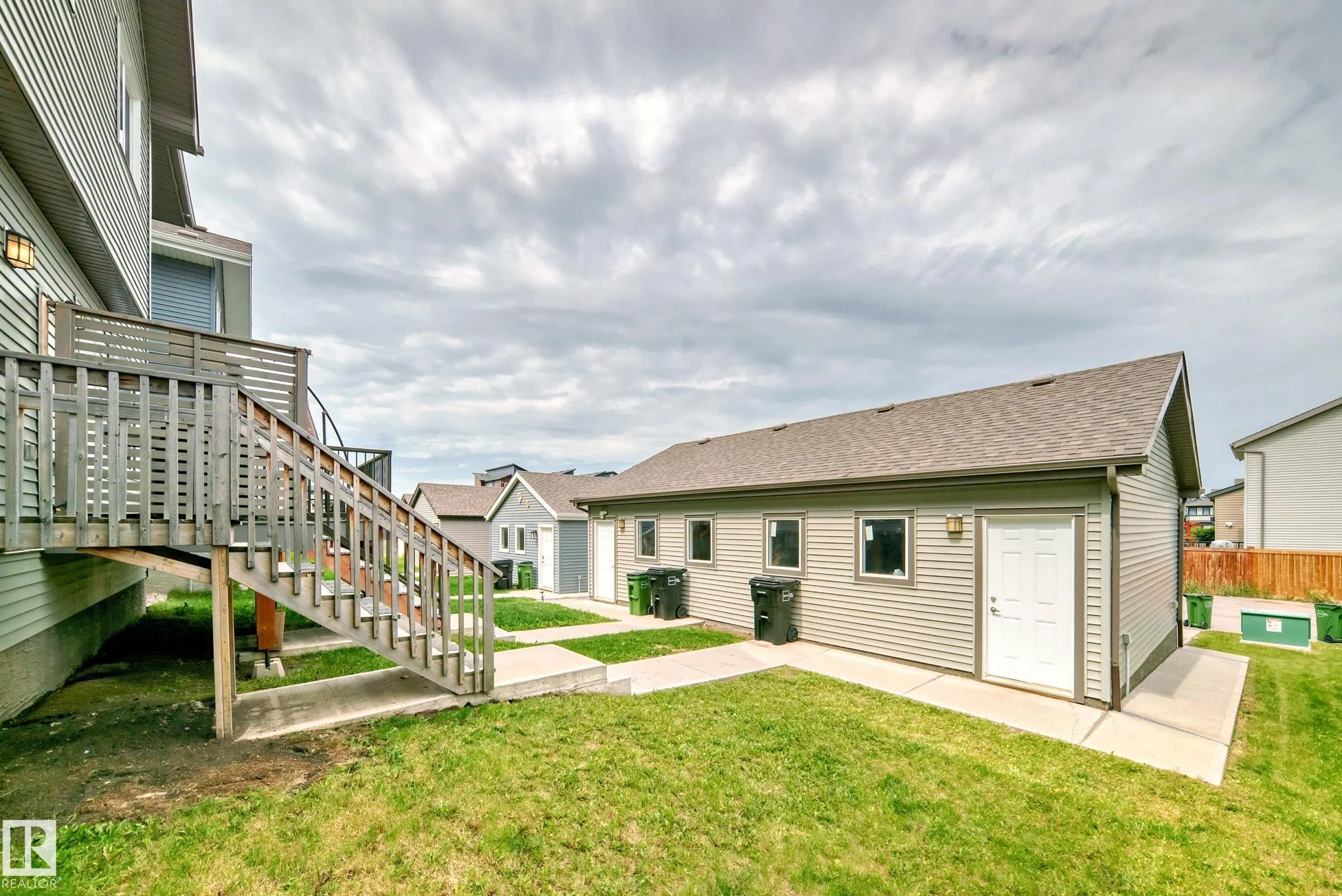2271 PRICE Lane