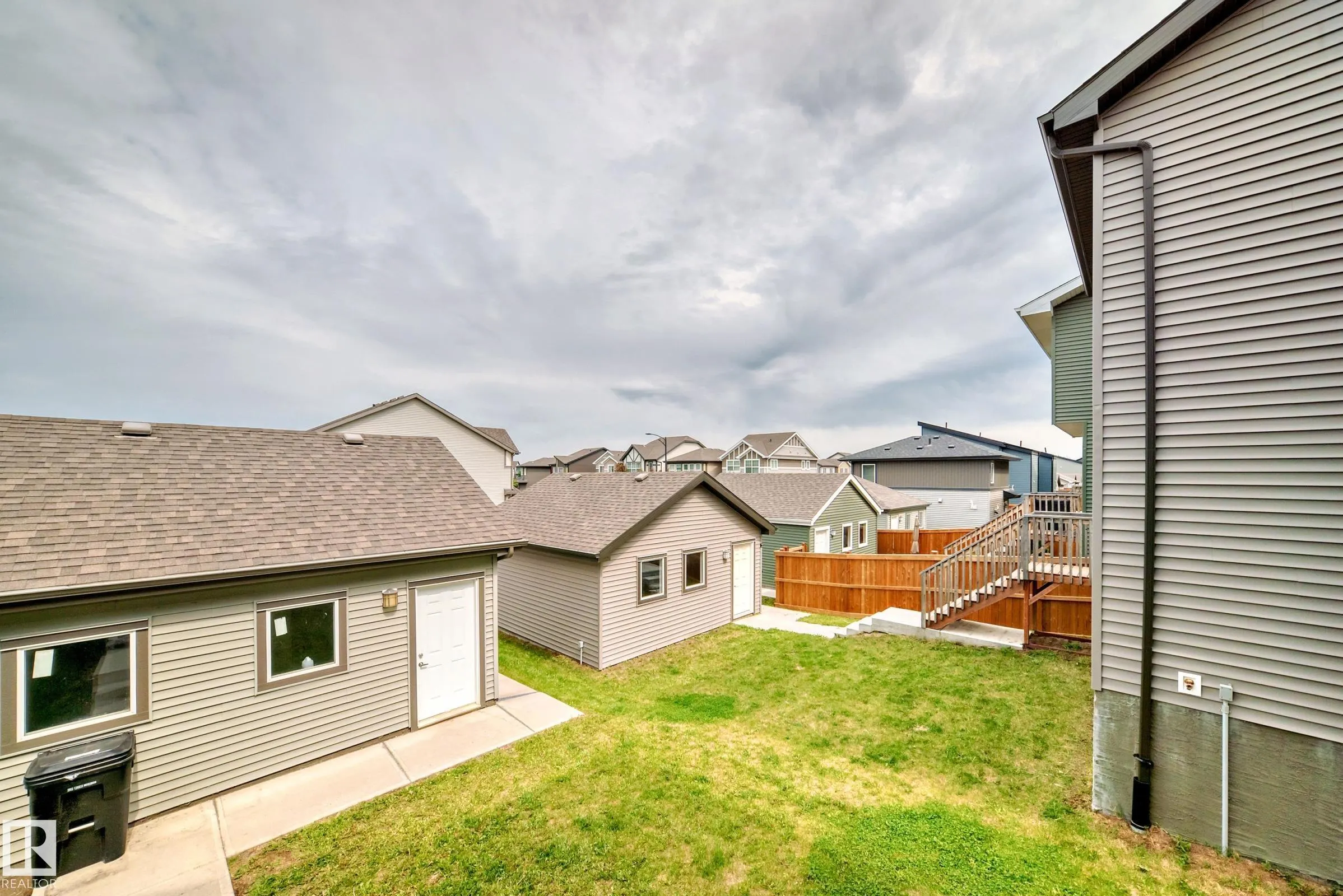 2271 PRICE Lane
