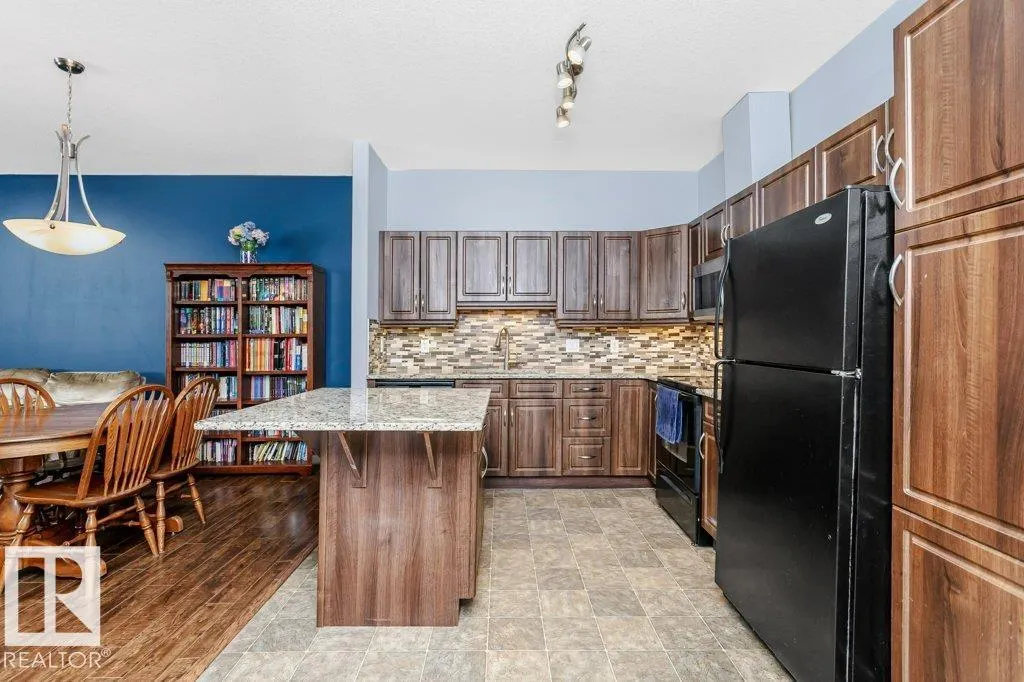 2503 HANNA Crescent