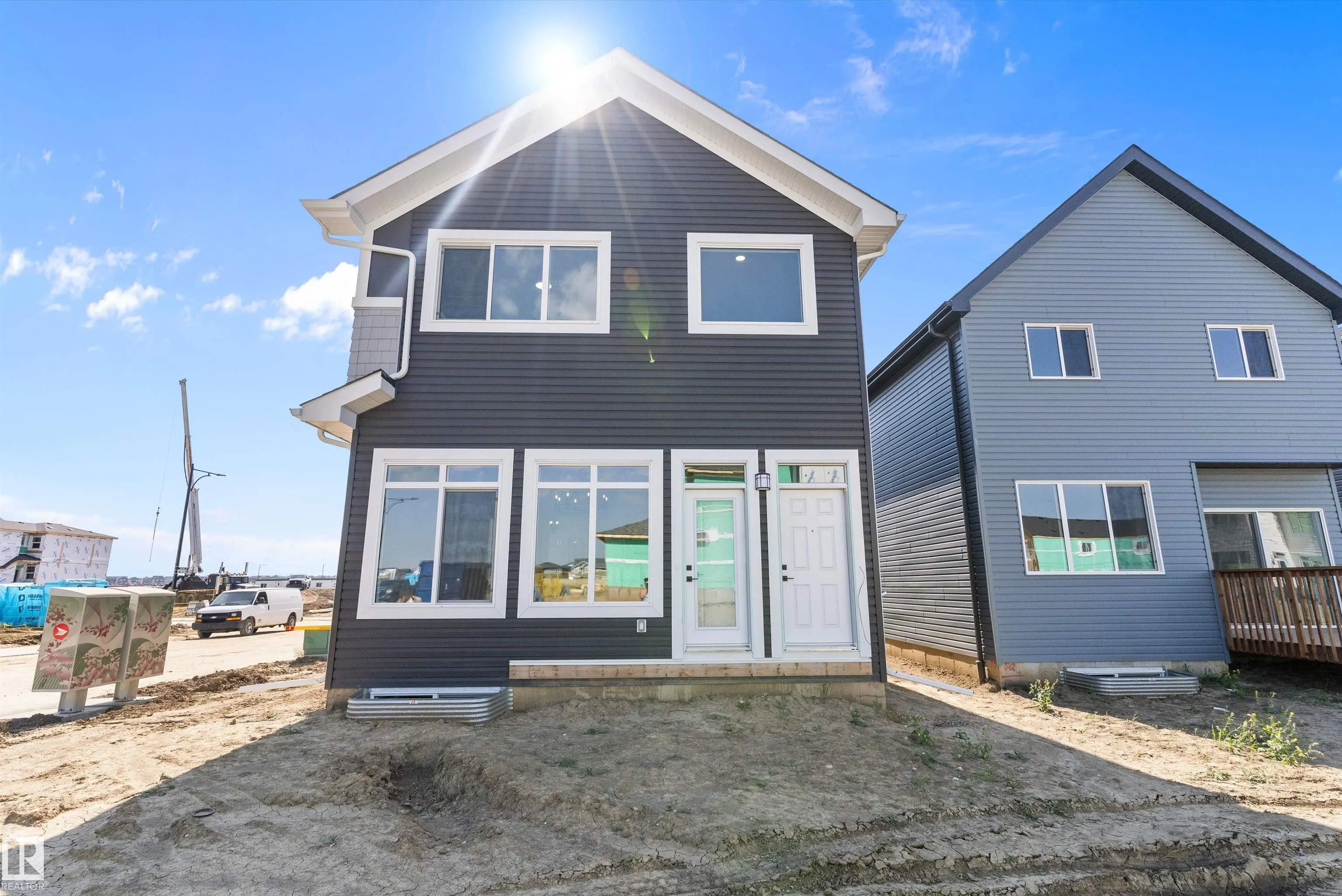 1113 Cristall Crescent