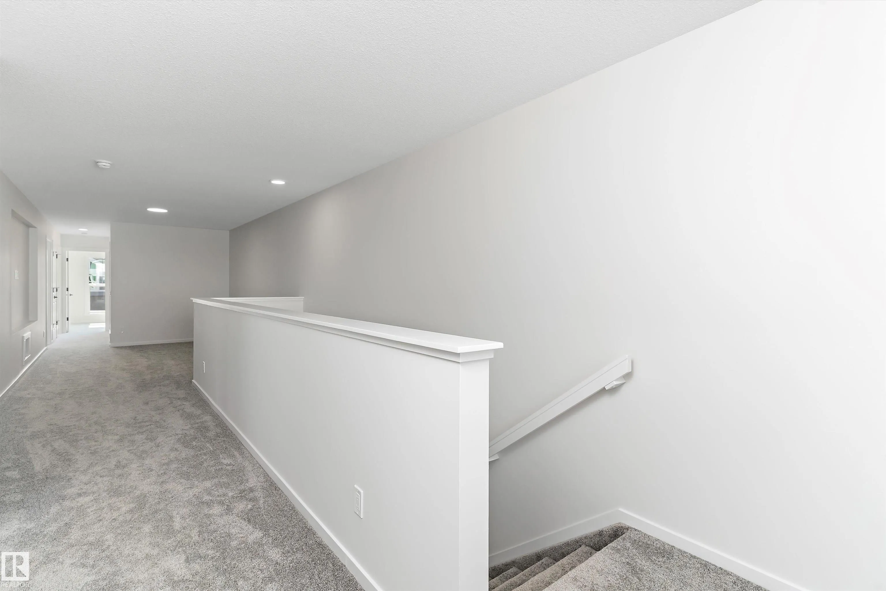 1113 Cristall Crescent