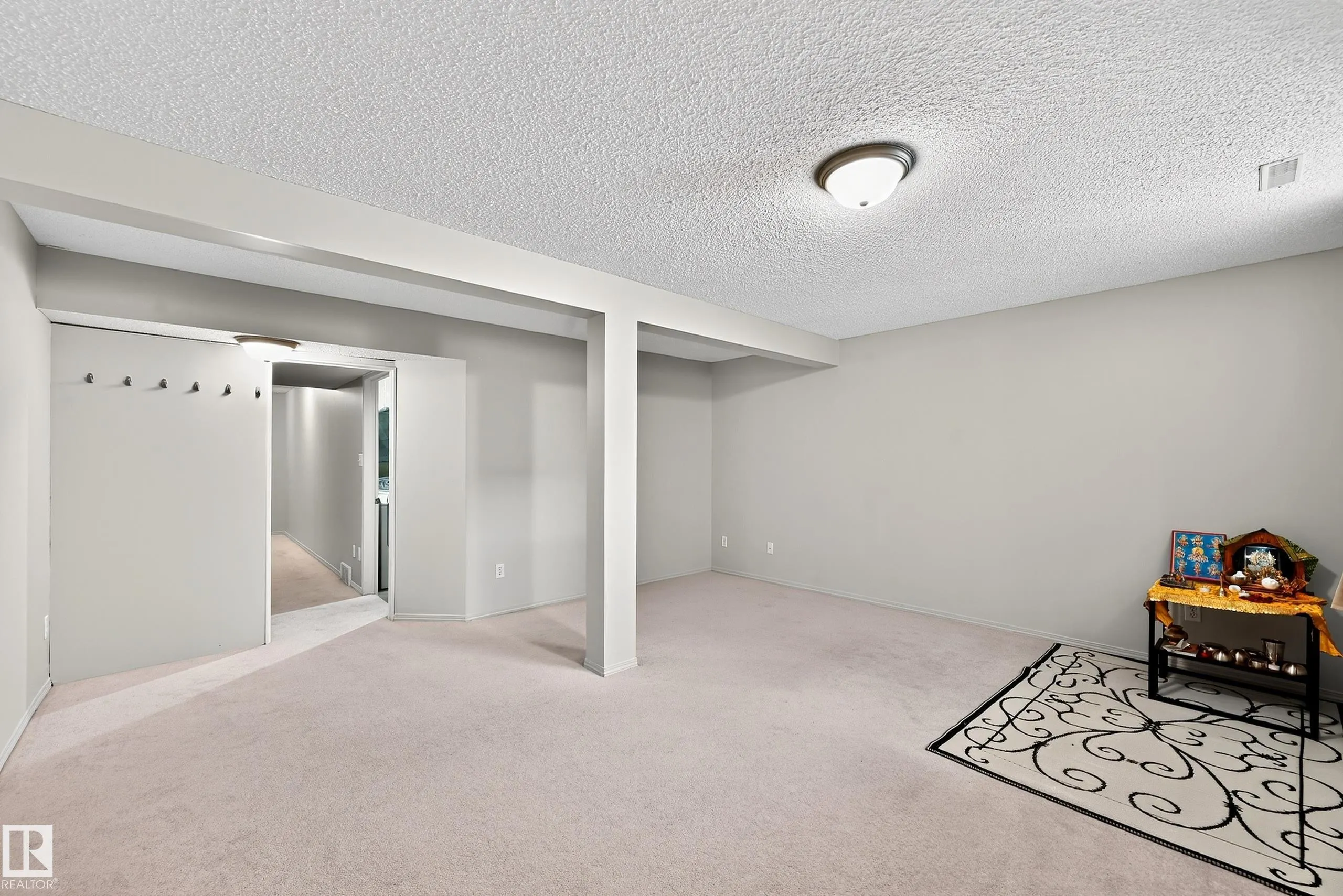 14603 MILLER Boulevard