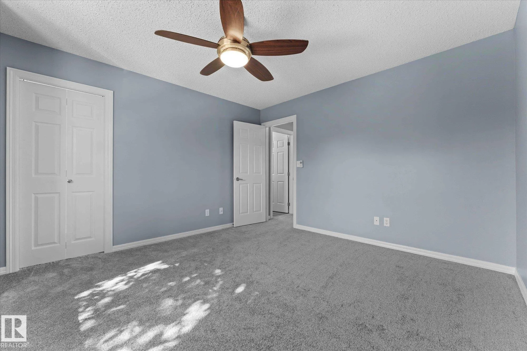 1404 HERMITAGE Road