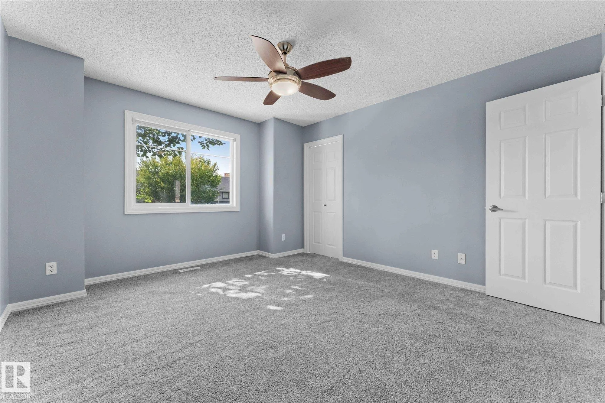 1404 HERMITAGE Road