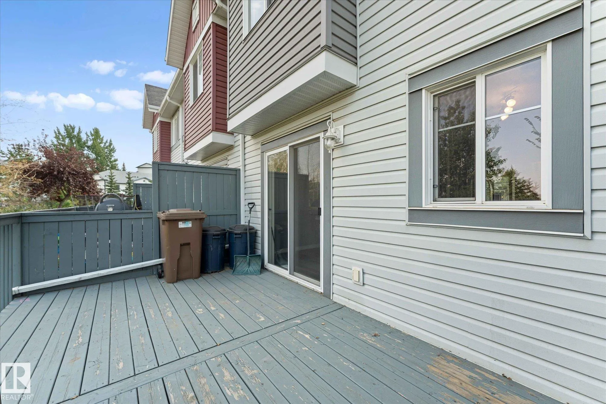 1404 HERMITAGE Road