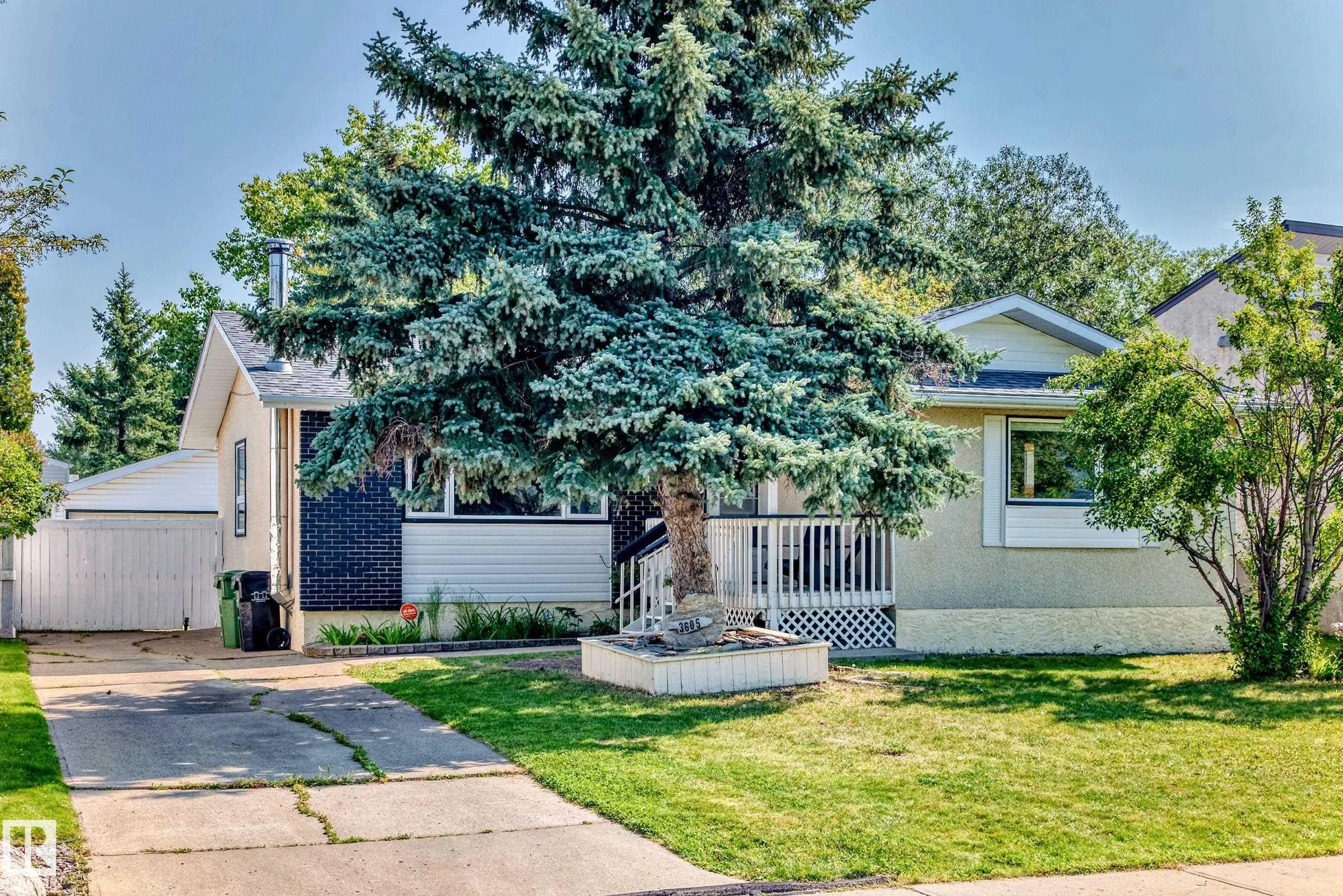 3605 41 Street