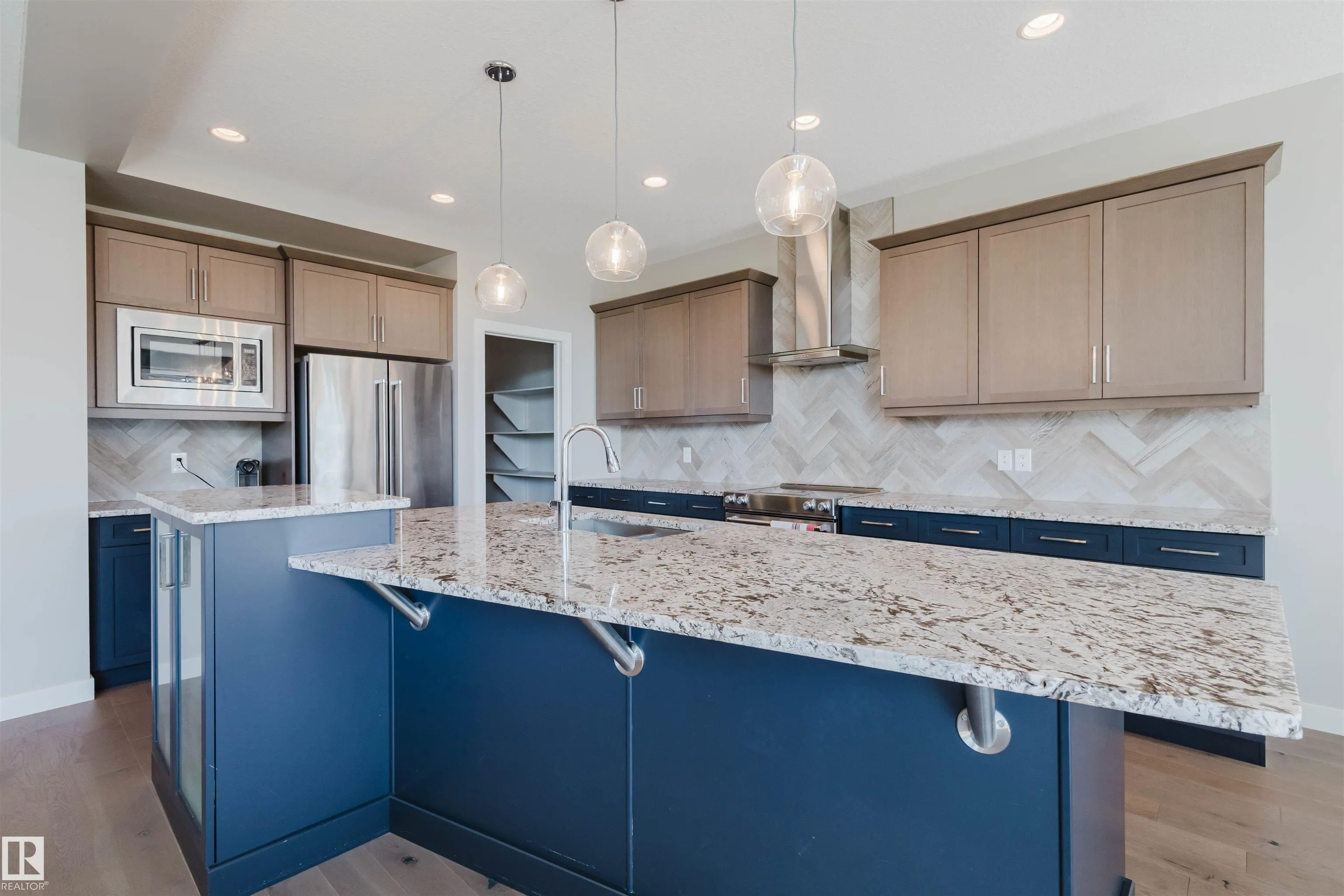 4125 KENNEDY GREEN