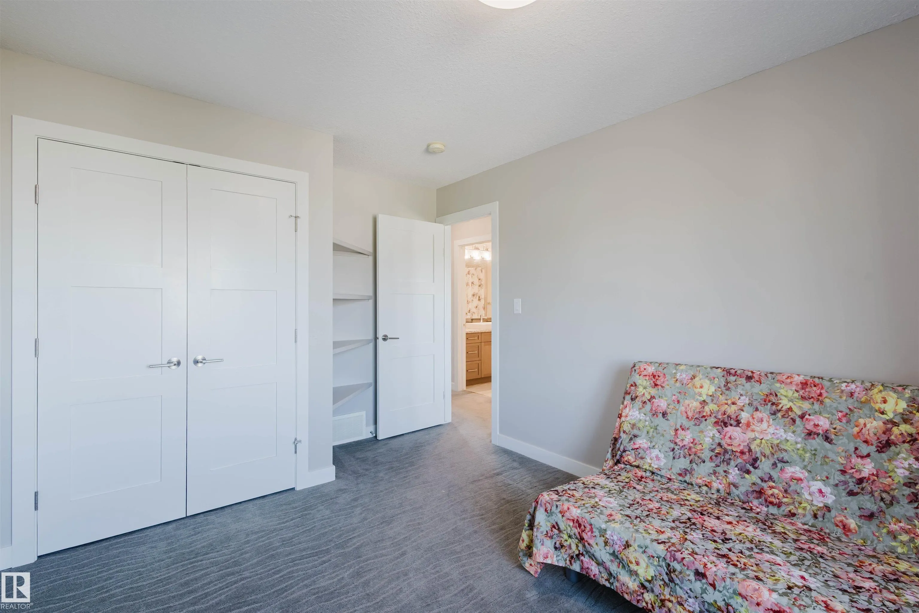 4125 KENNEDY GREEN