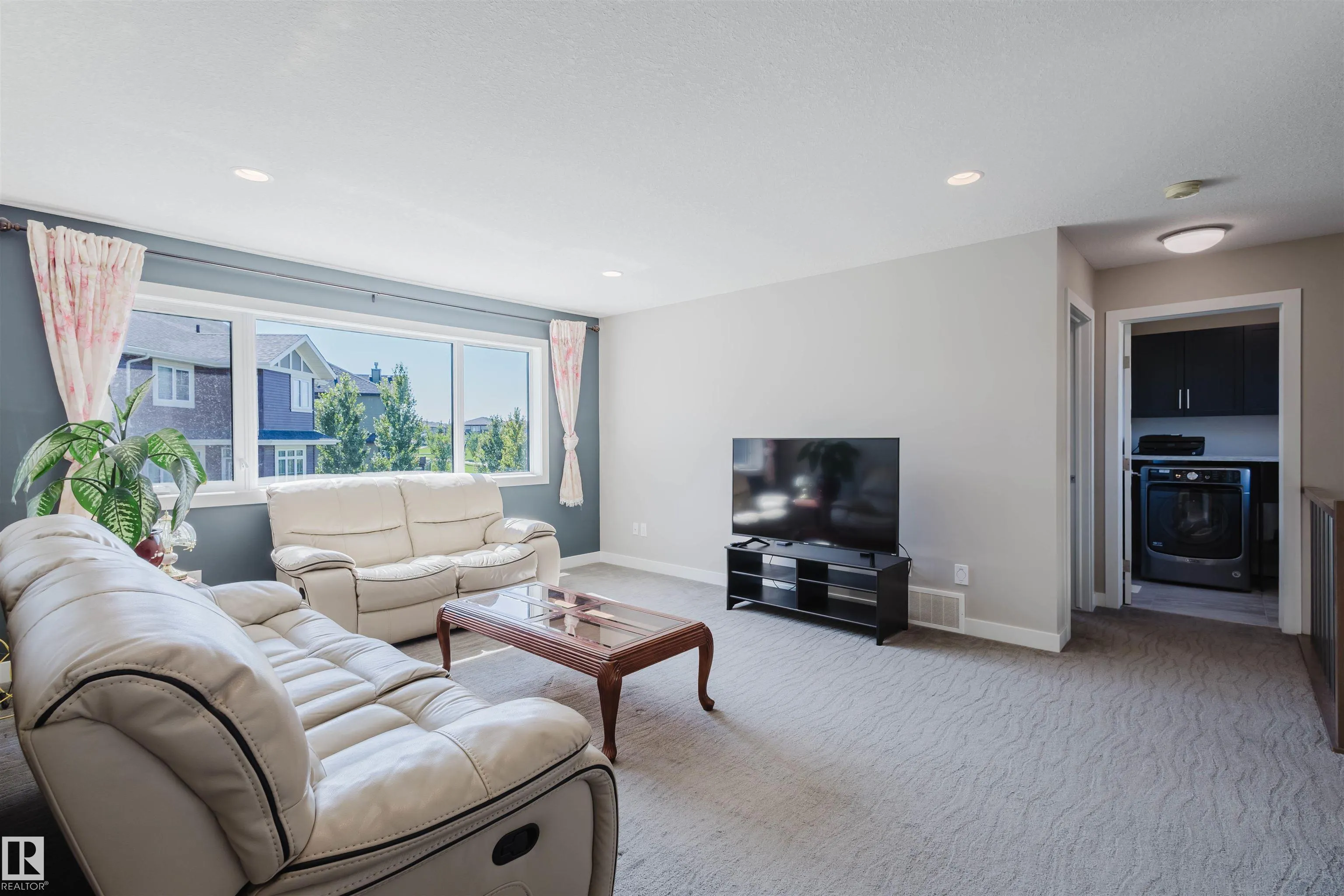 4125 KENNEDY GREEN