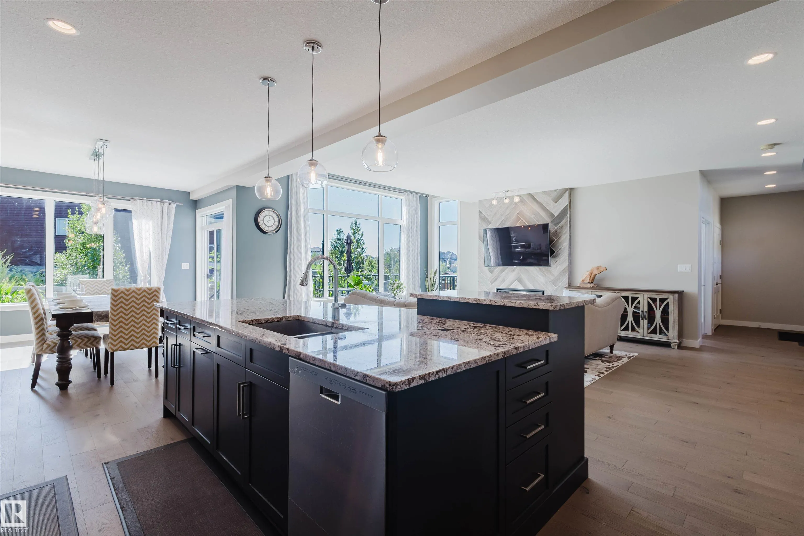 4125 KENNEDY GREEN
