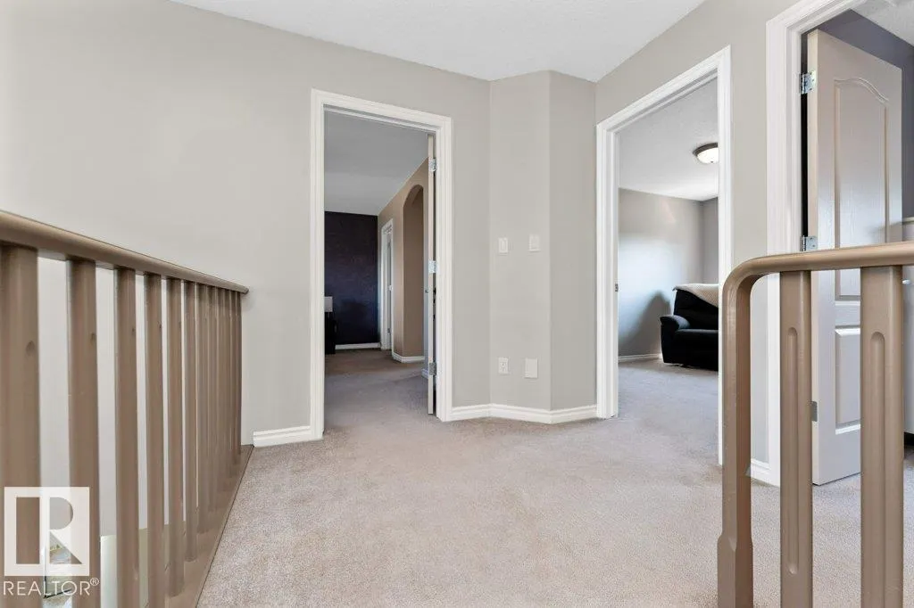 21 SUNFLOWER Crescent