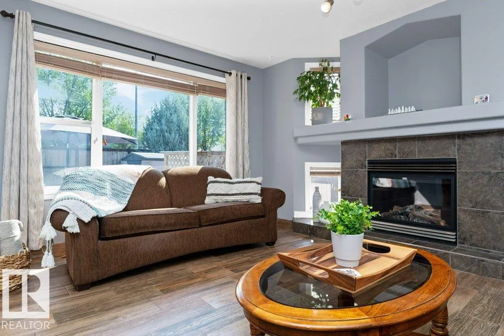 21 SUNFLOWER Crescent