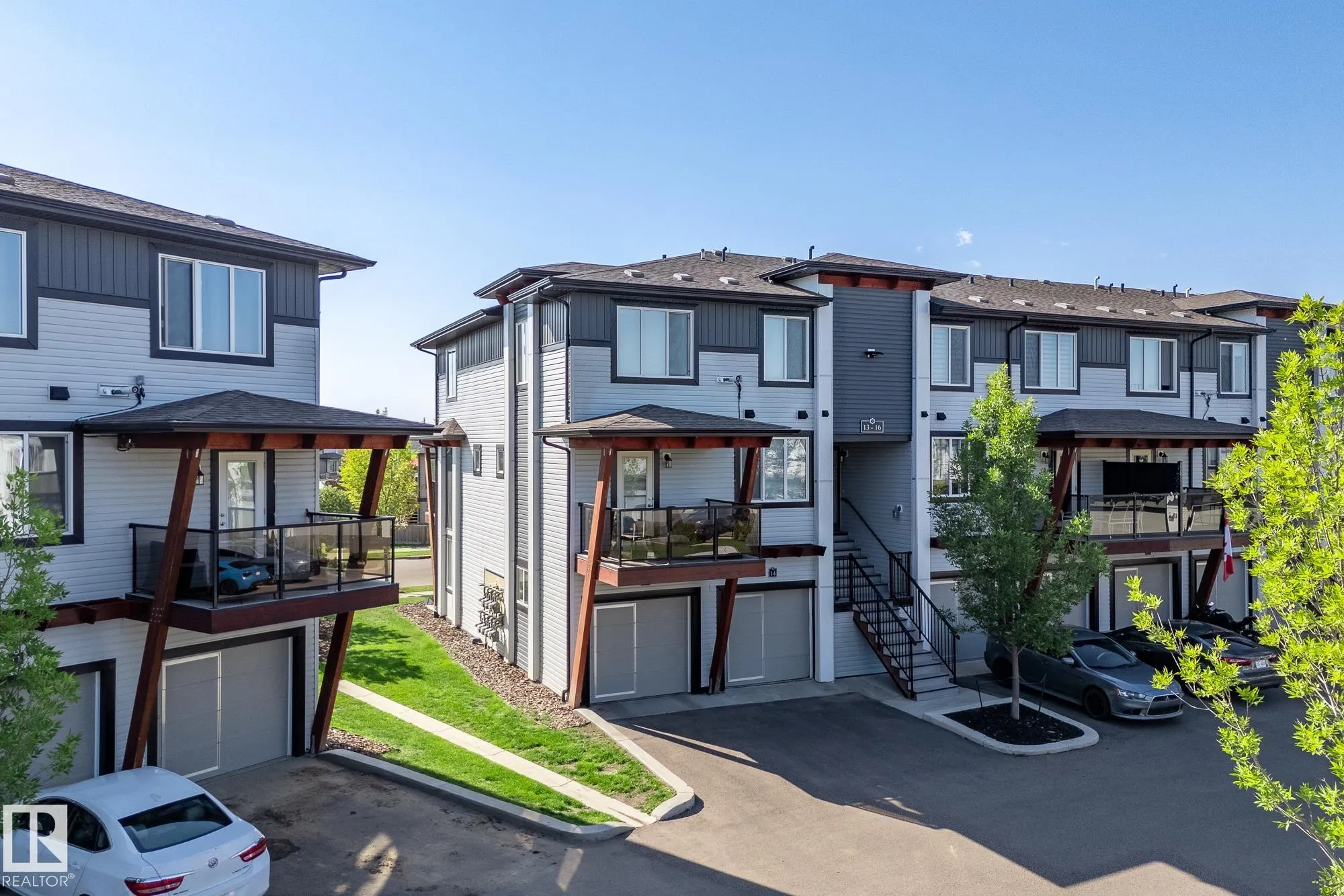 446 Allard Boulevard